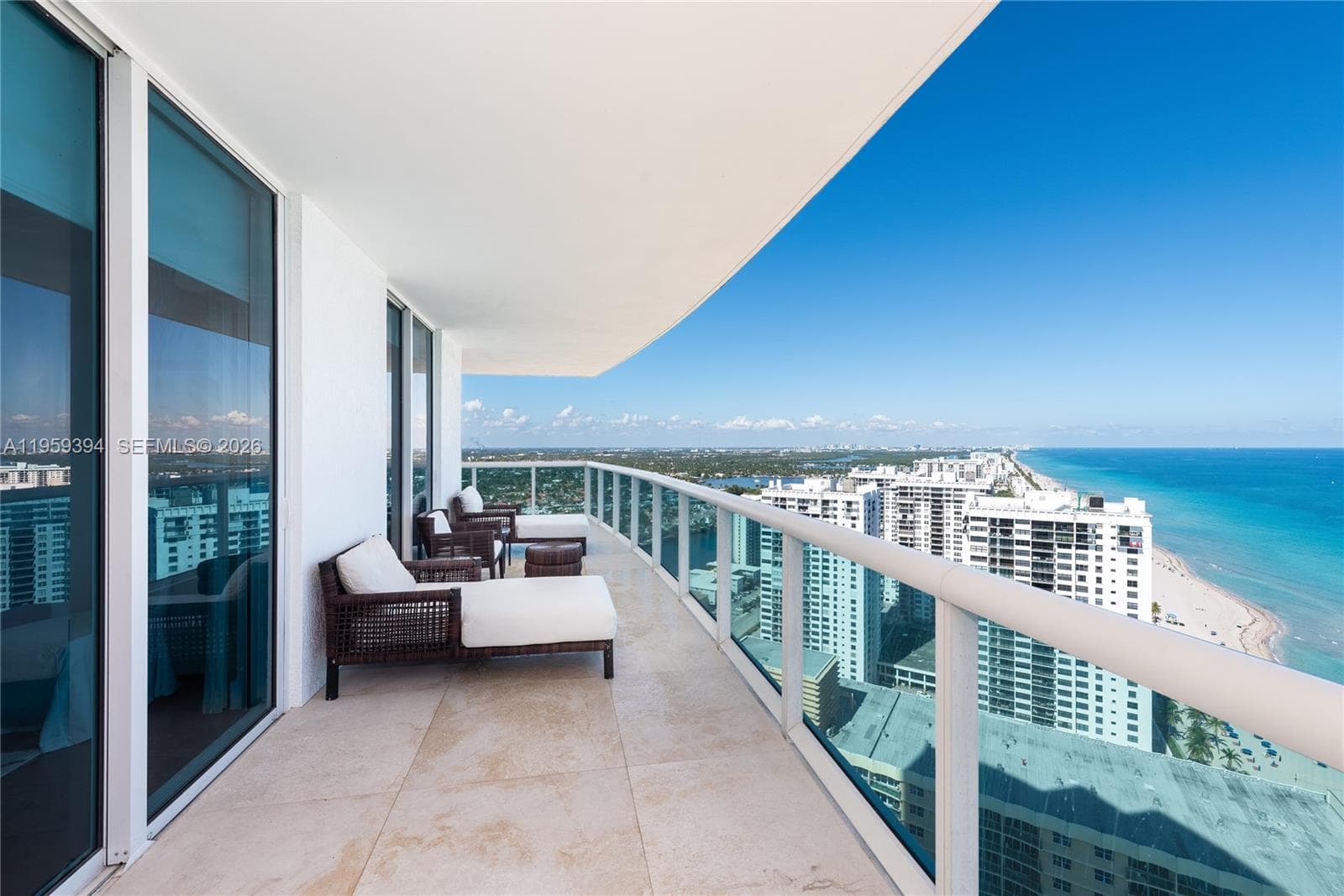 2711 S Ocean Dr 3202 photo 2