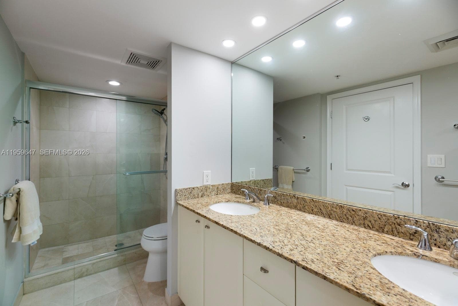 610 W Las Olas Blvd 2014N photo 18