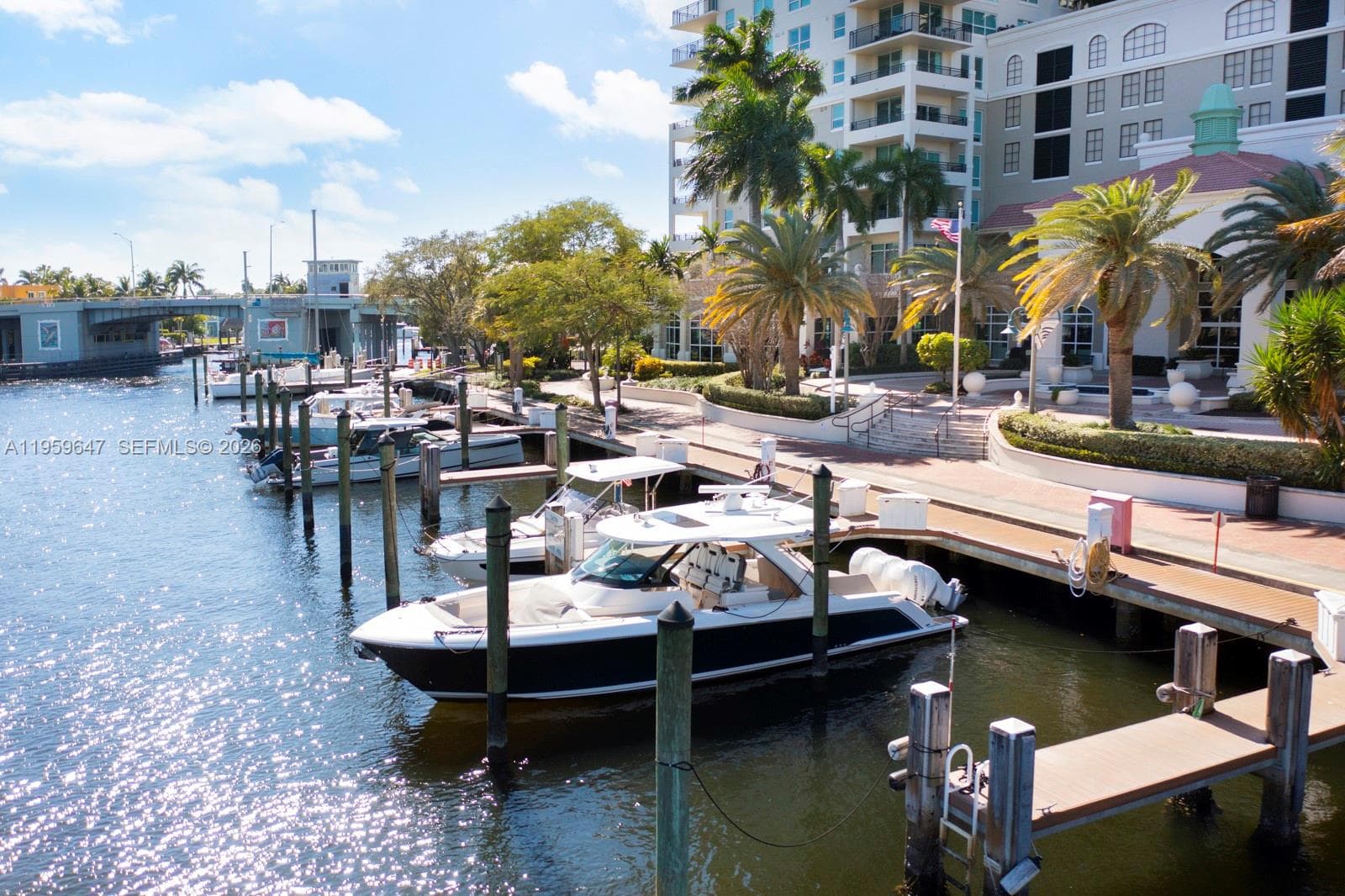 610 W Las Olas Blvd 2014N photo 25