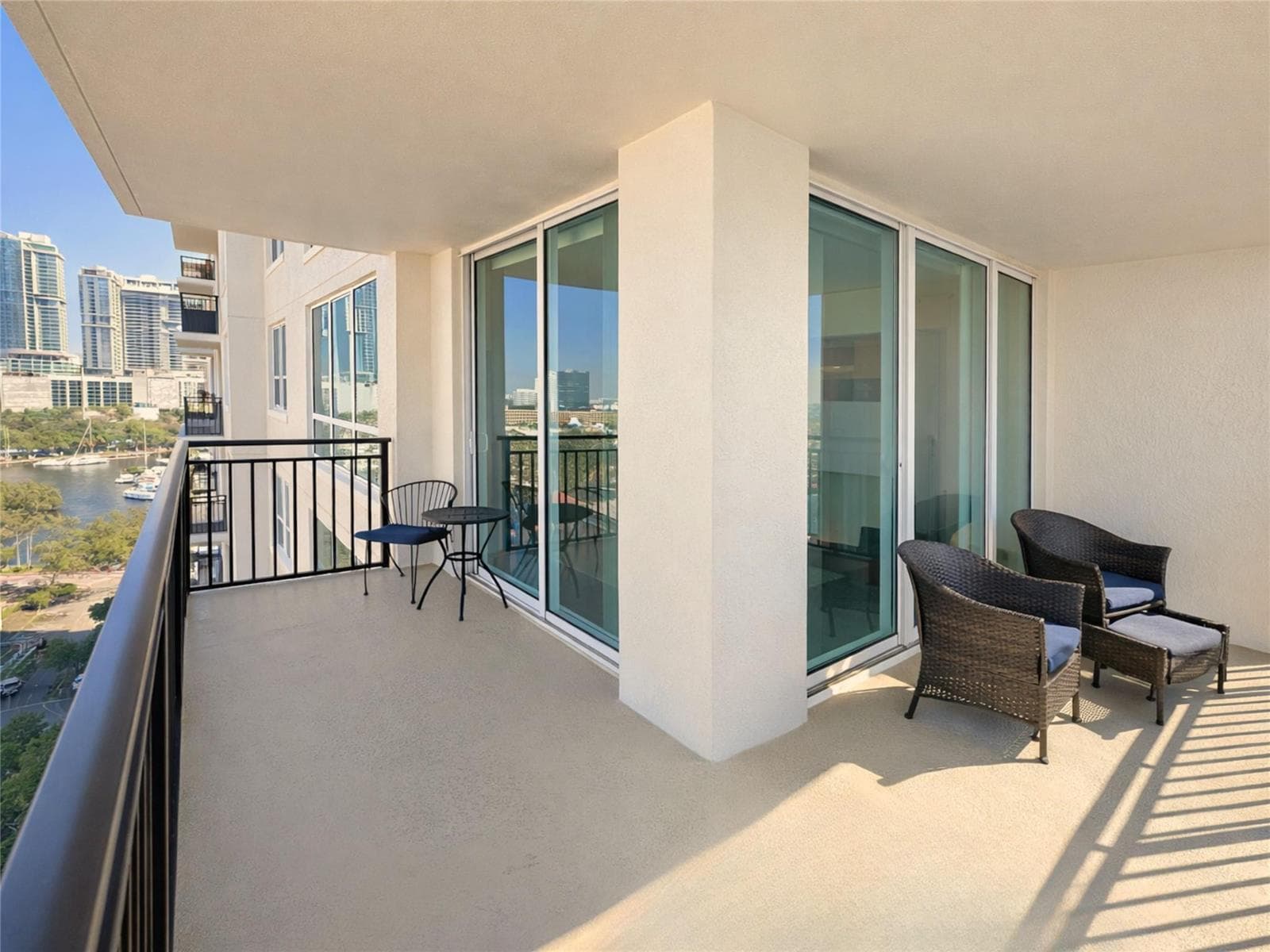 610 W Las Olas Boulevard 1213n photo 3
