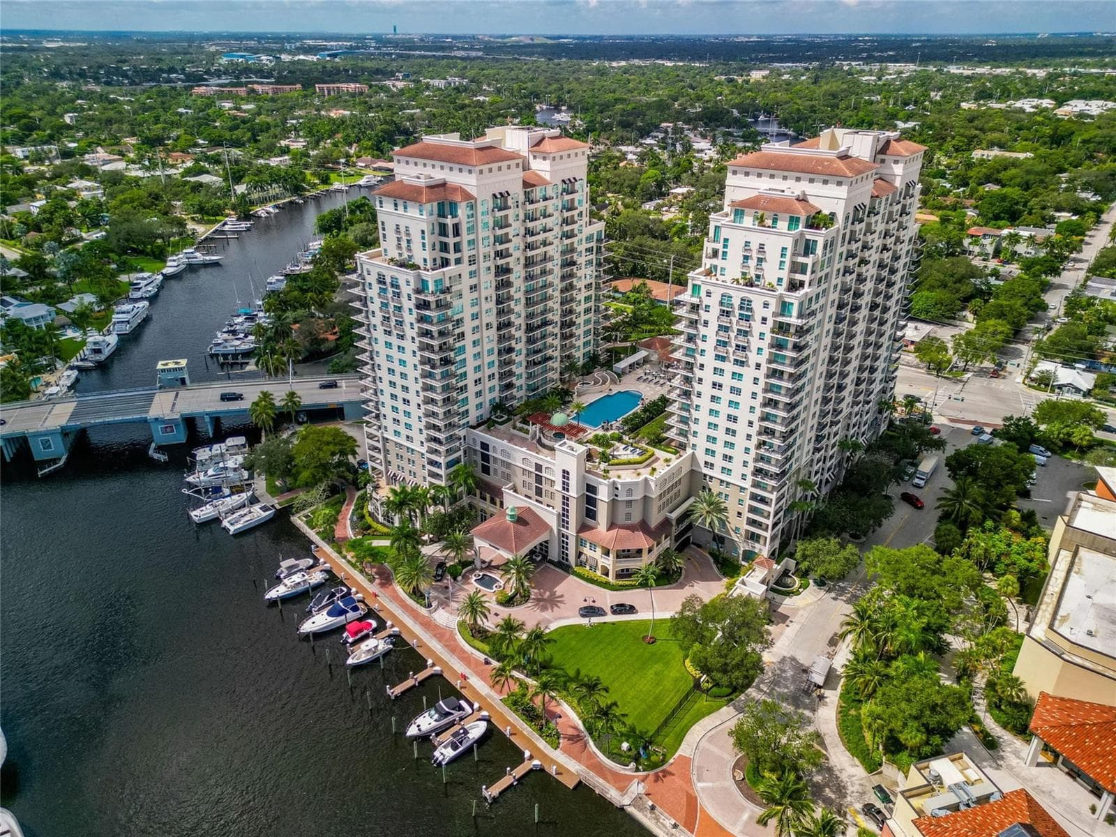 610 W Las Olas Boulevard 1213n photo 19