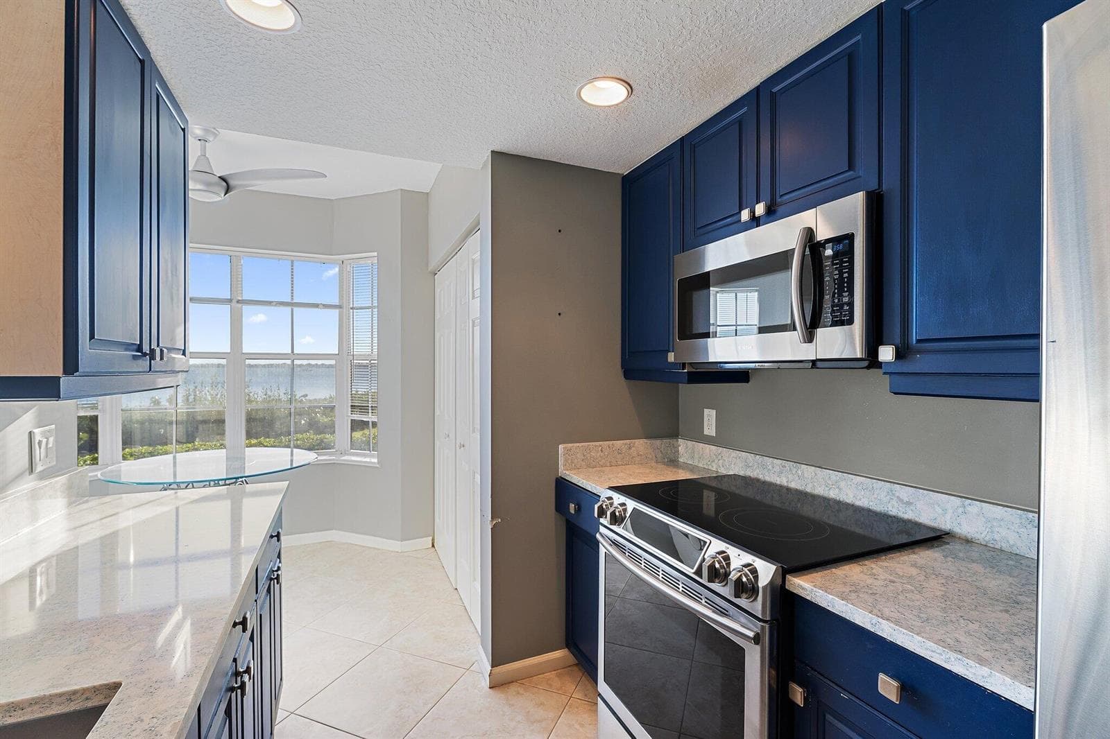 5800 NE Island Cove Way 2107 photo 22