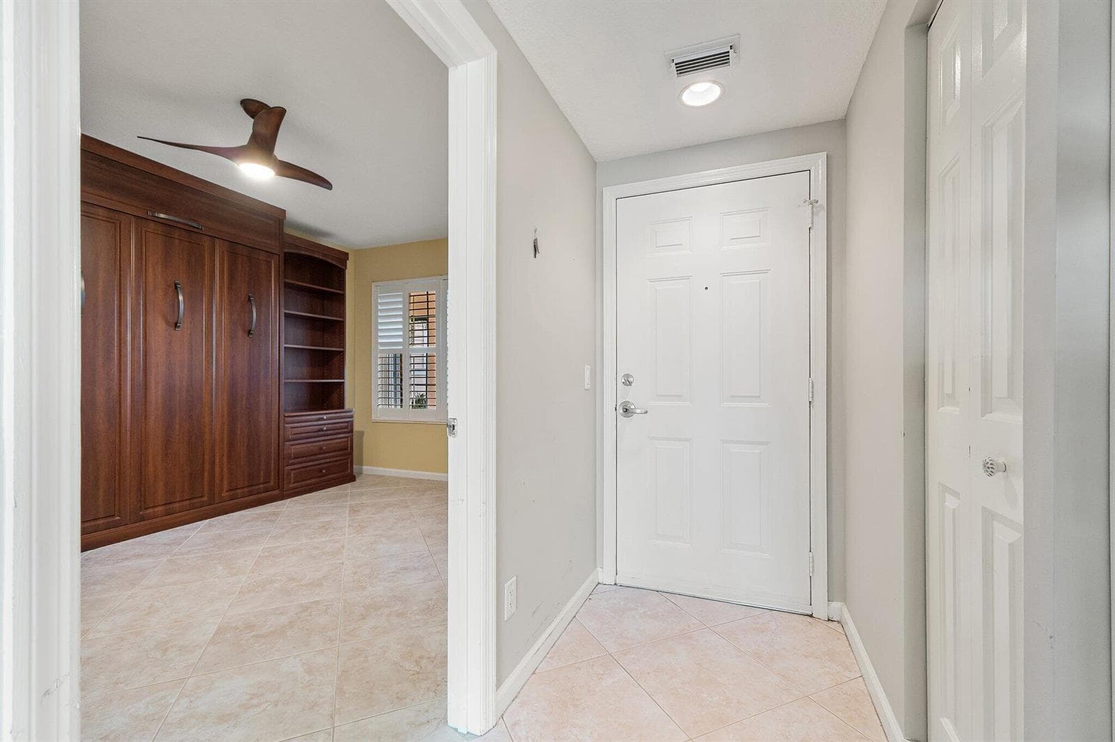 5800 NE Island Cove Way 2107 photo 9