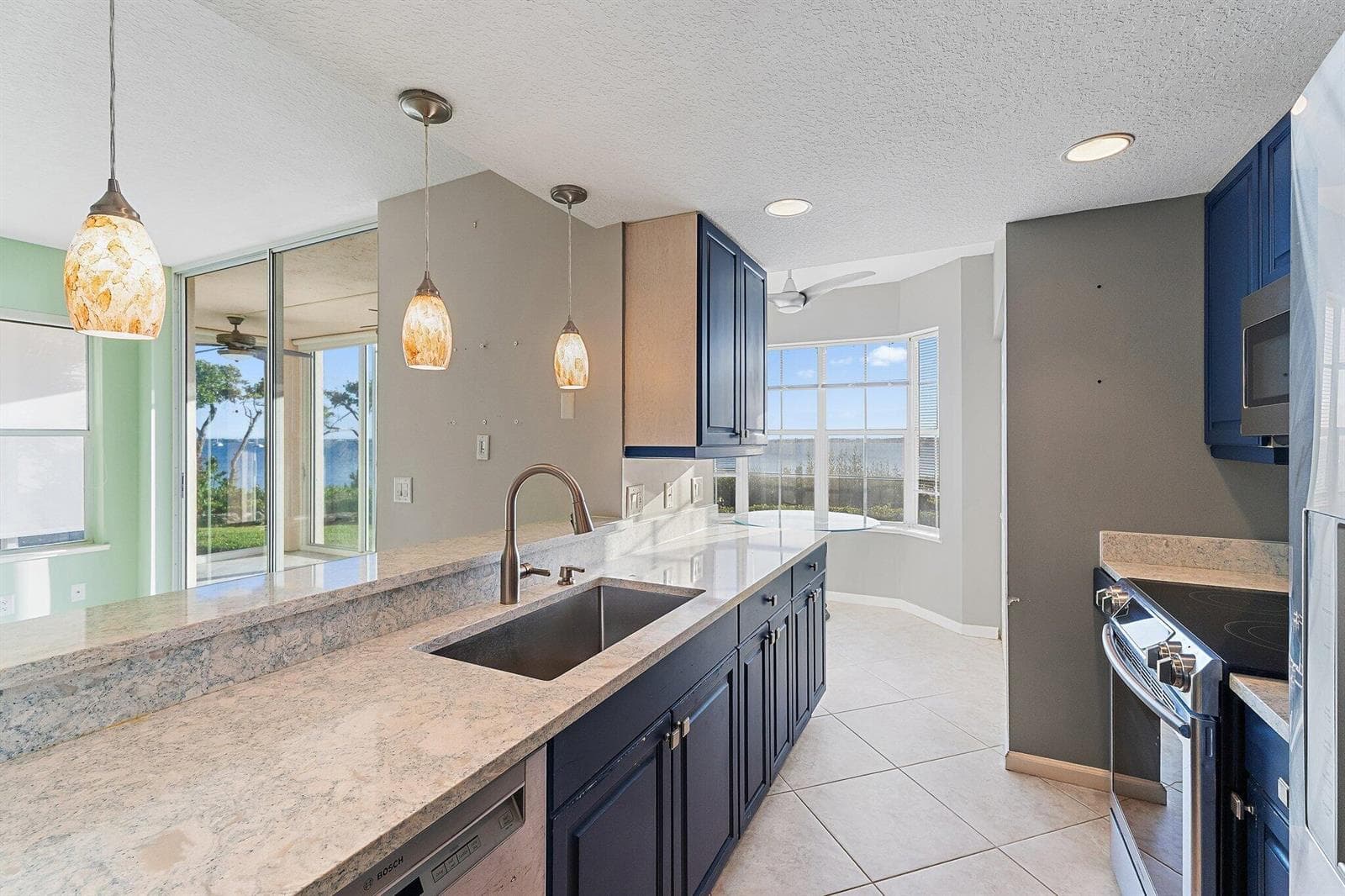 5800 NE Island Cove Way 2107 photo 21