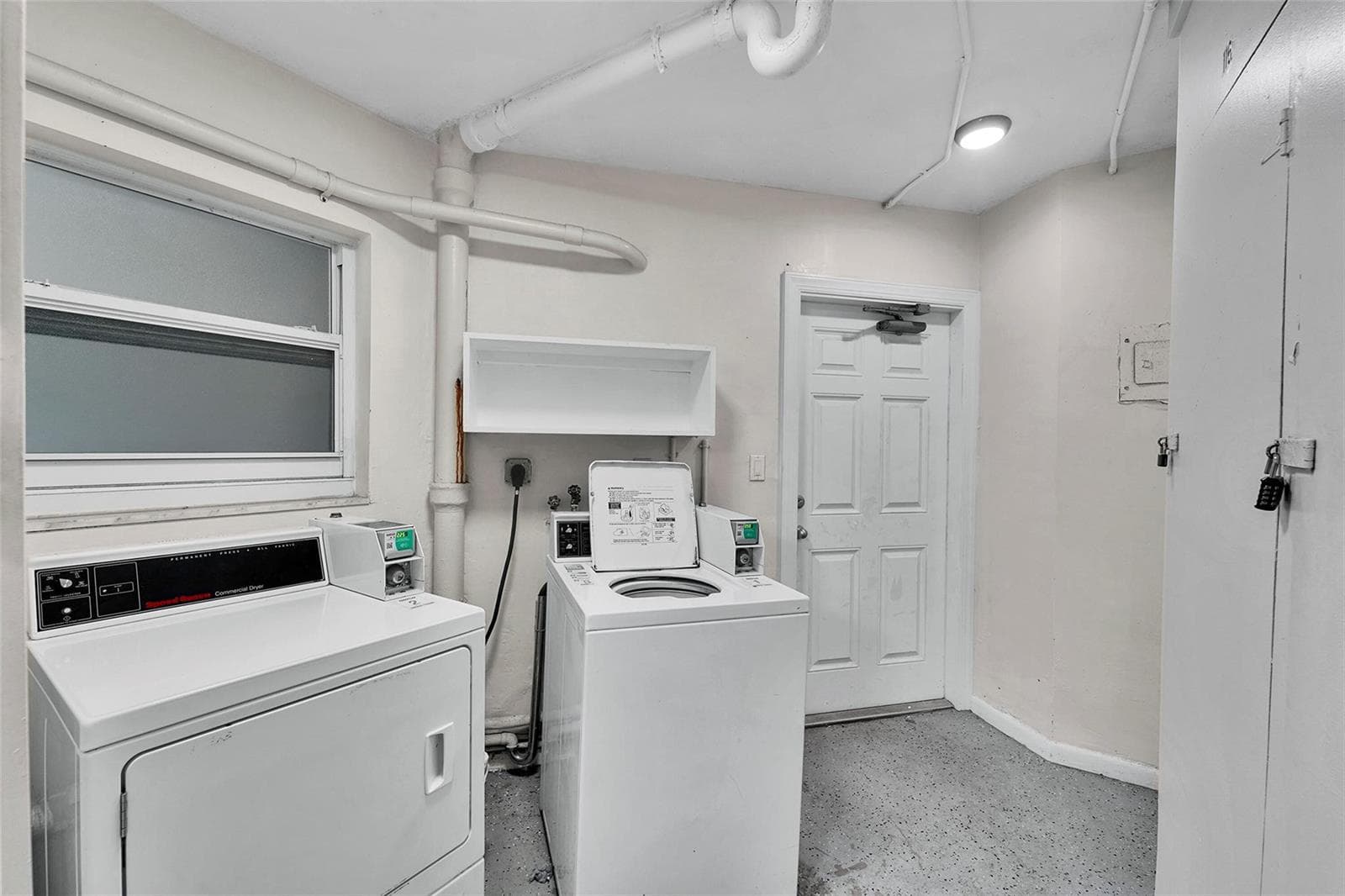 1439 S Ocean Boulevard 105 photo 21