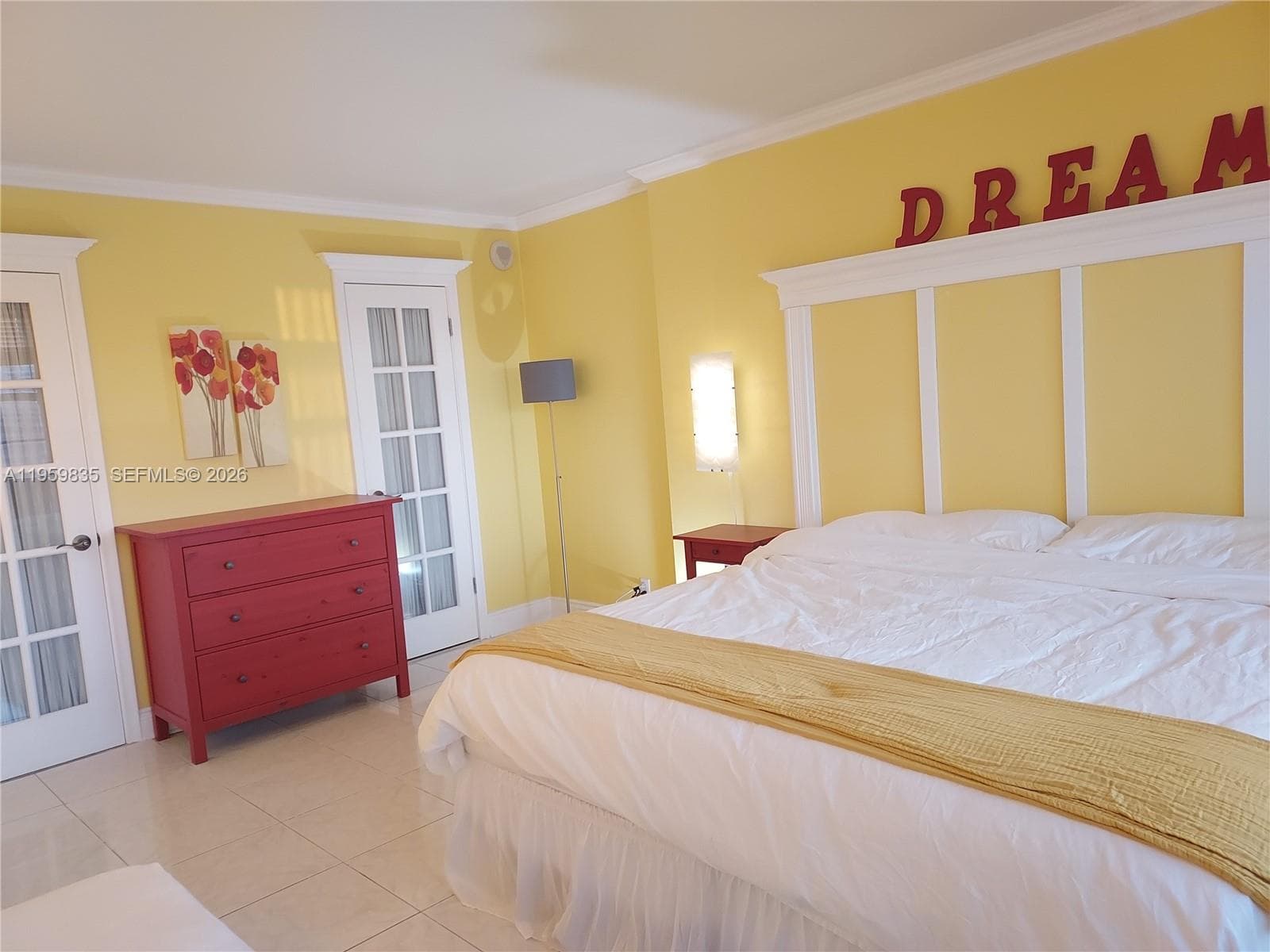 137 Golden Isles Dr 1404 photo 24