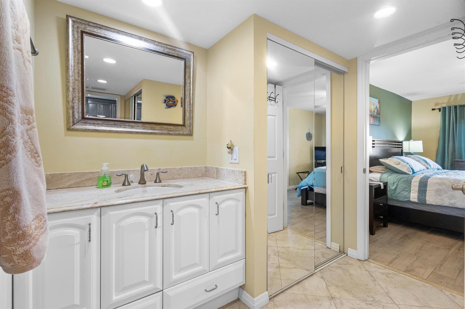 2400 S Ocean Drive 734 photo 6