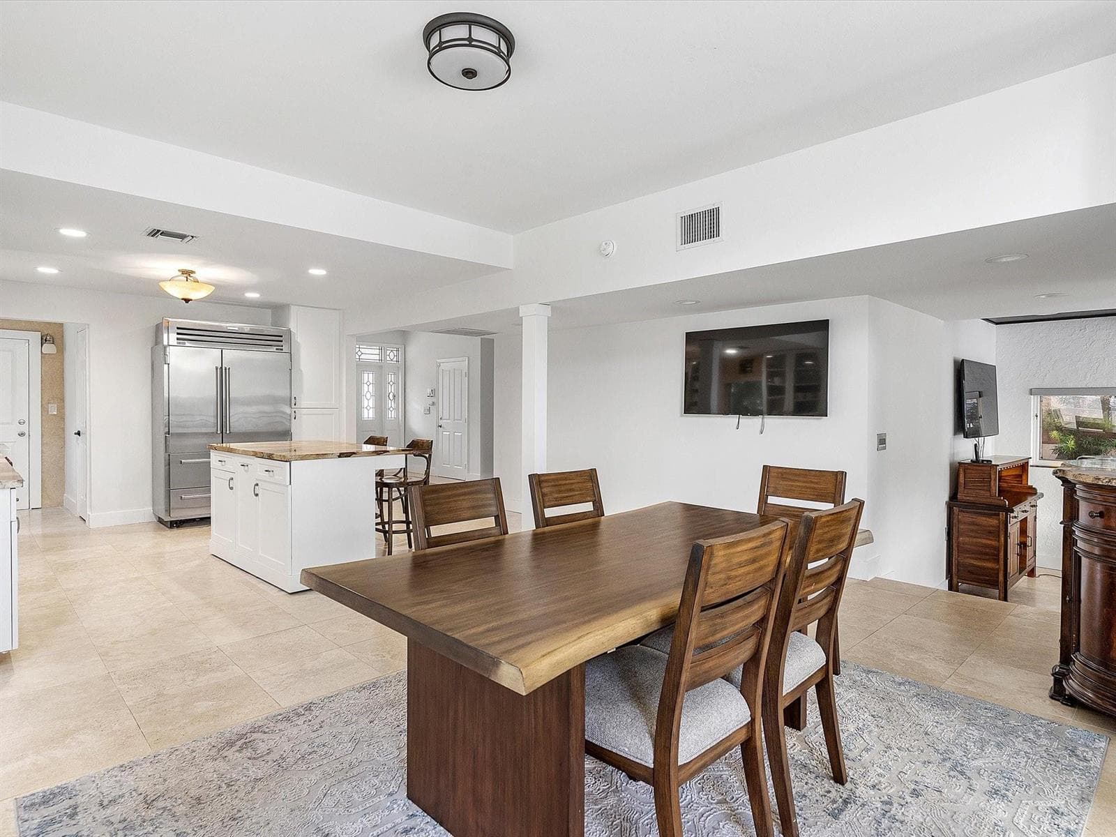 1421 Ponce De Leon photo 5