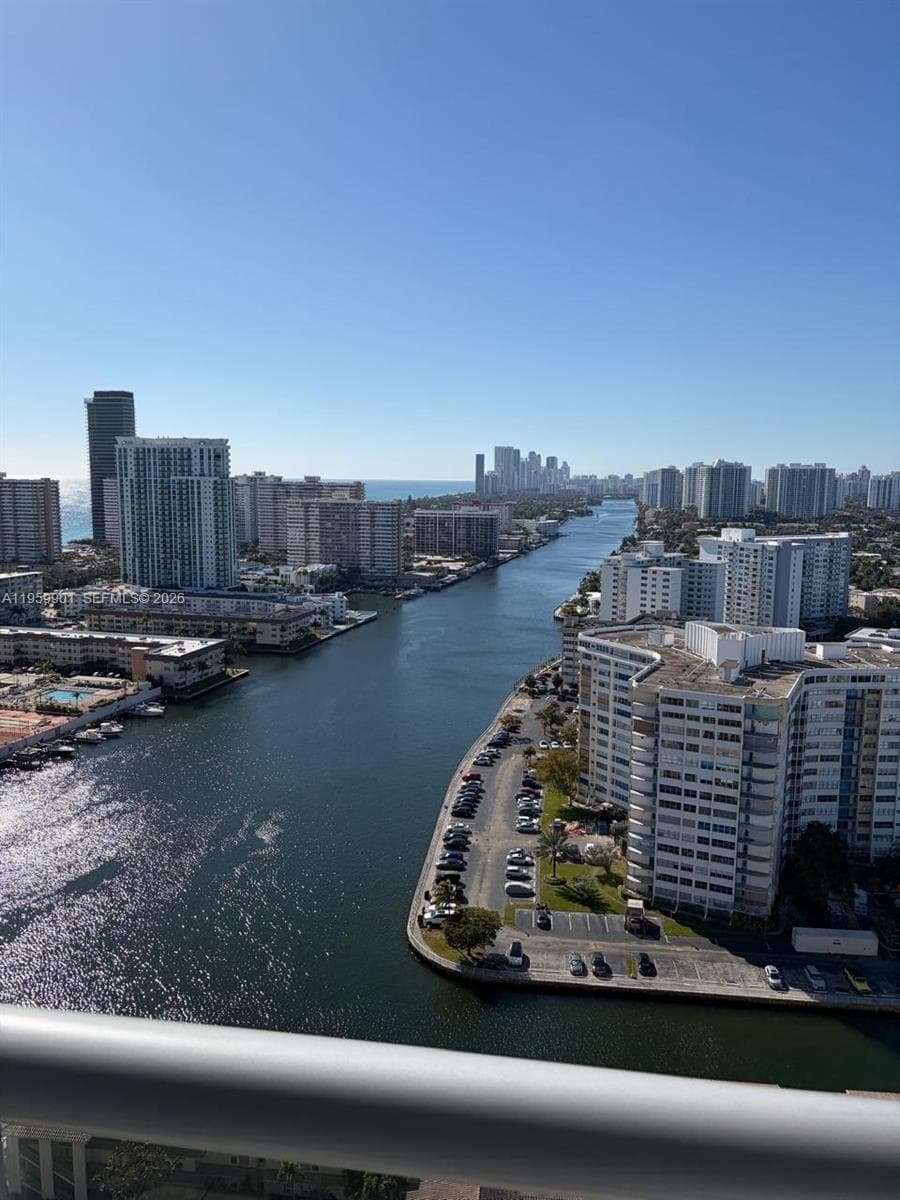 2602 E Hallandale Beach Blvd R2709 photo 5