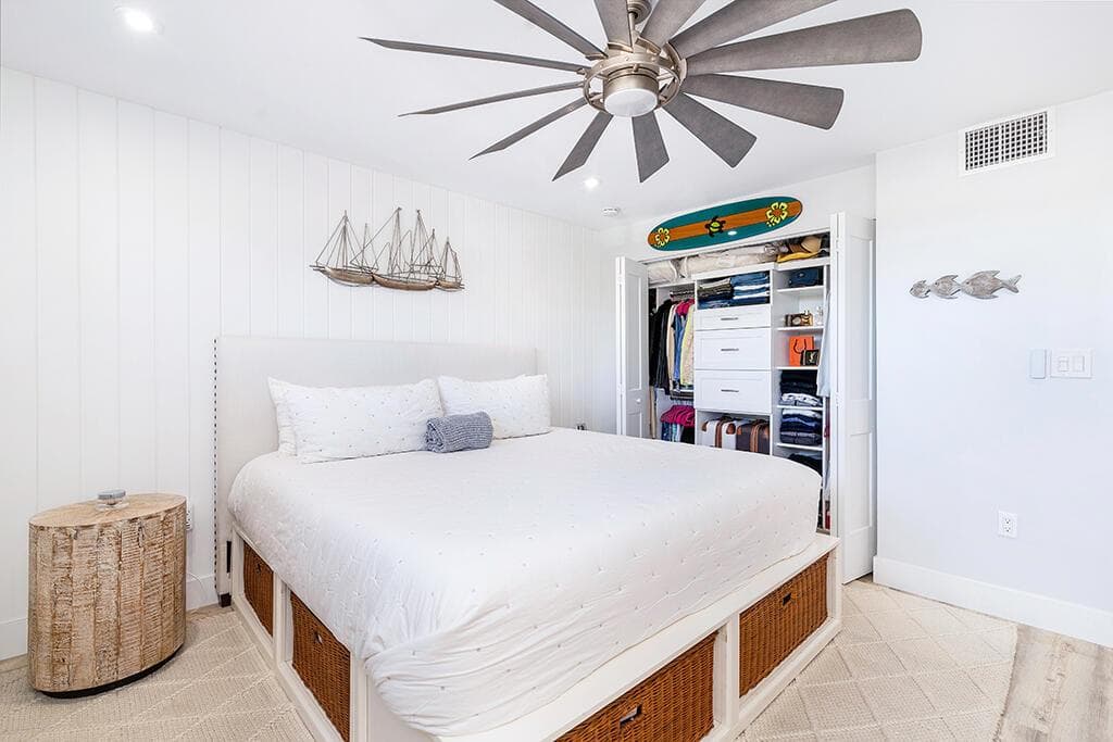 108 Paradise Harbour Boulevard 210 photo 7