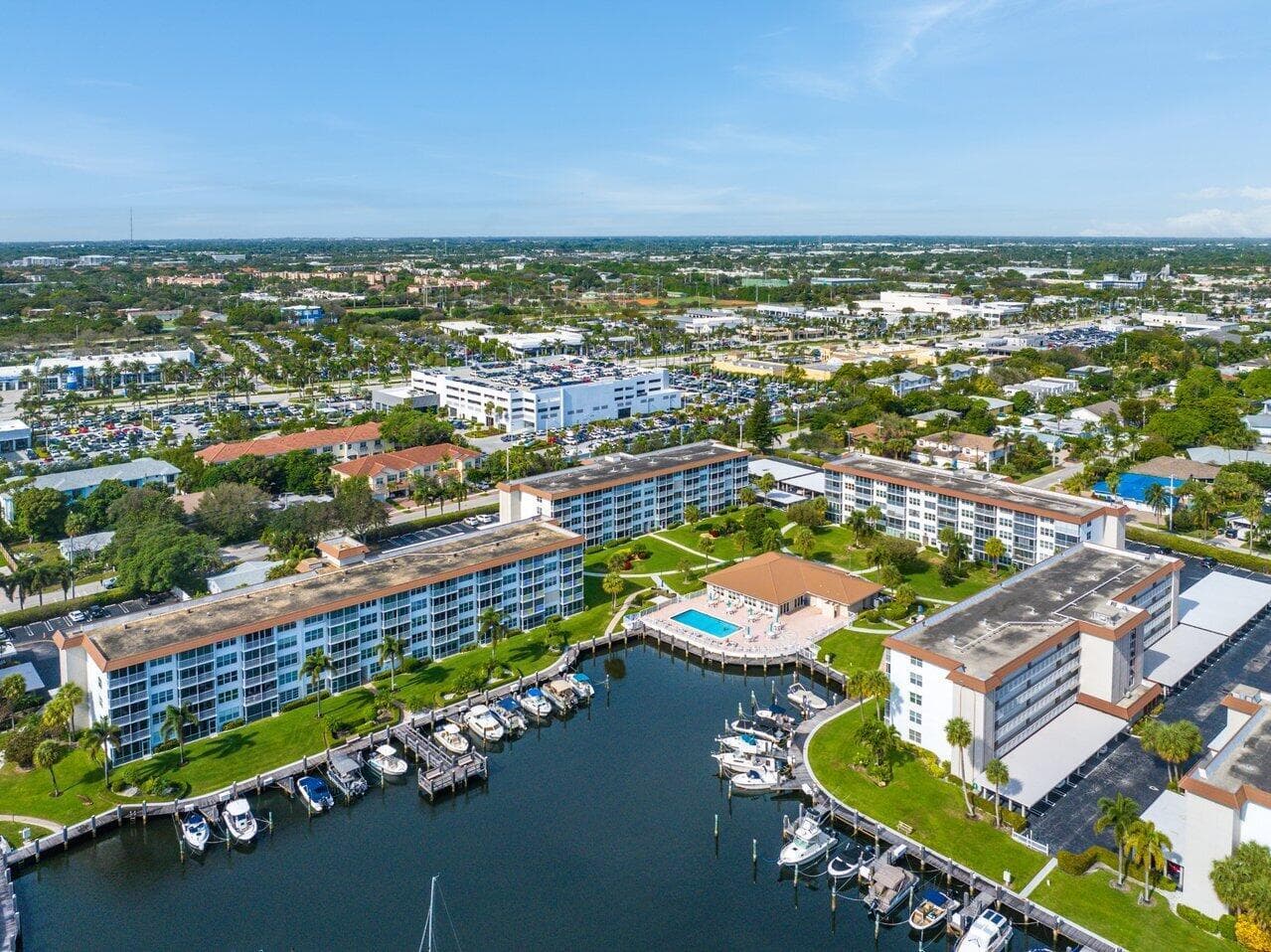 2525 Florida Boulevard 130 photo 2