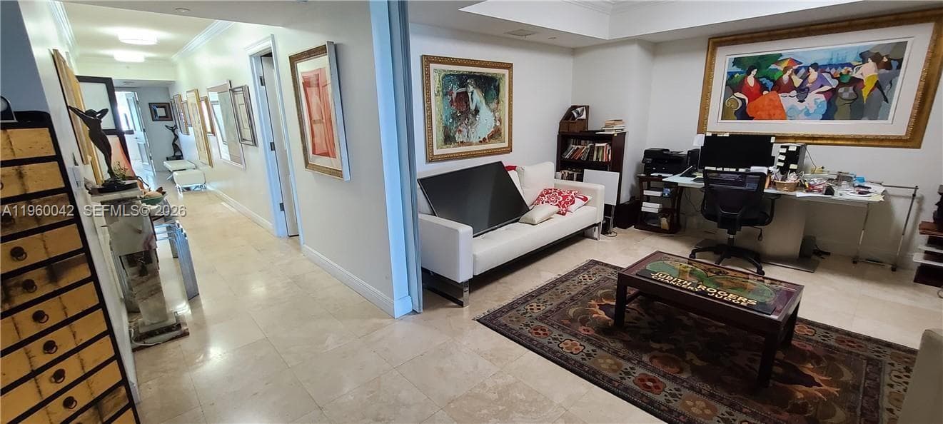20201 E Country Club Dr 2303 photo 6