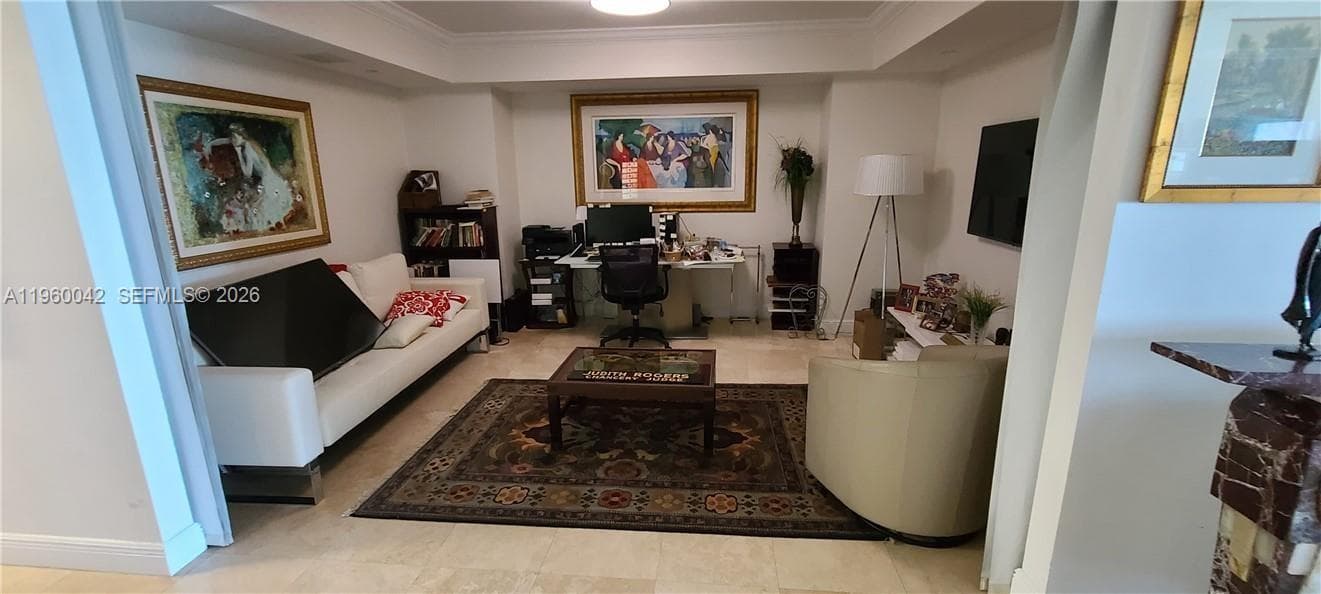 20201 E Country Club Dr 2303 photo 8