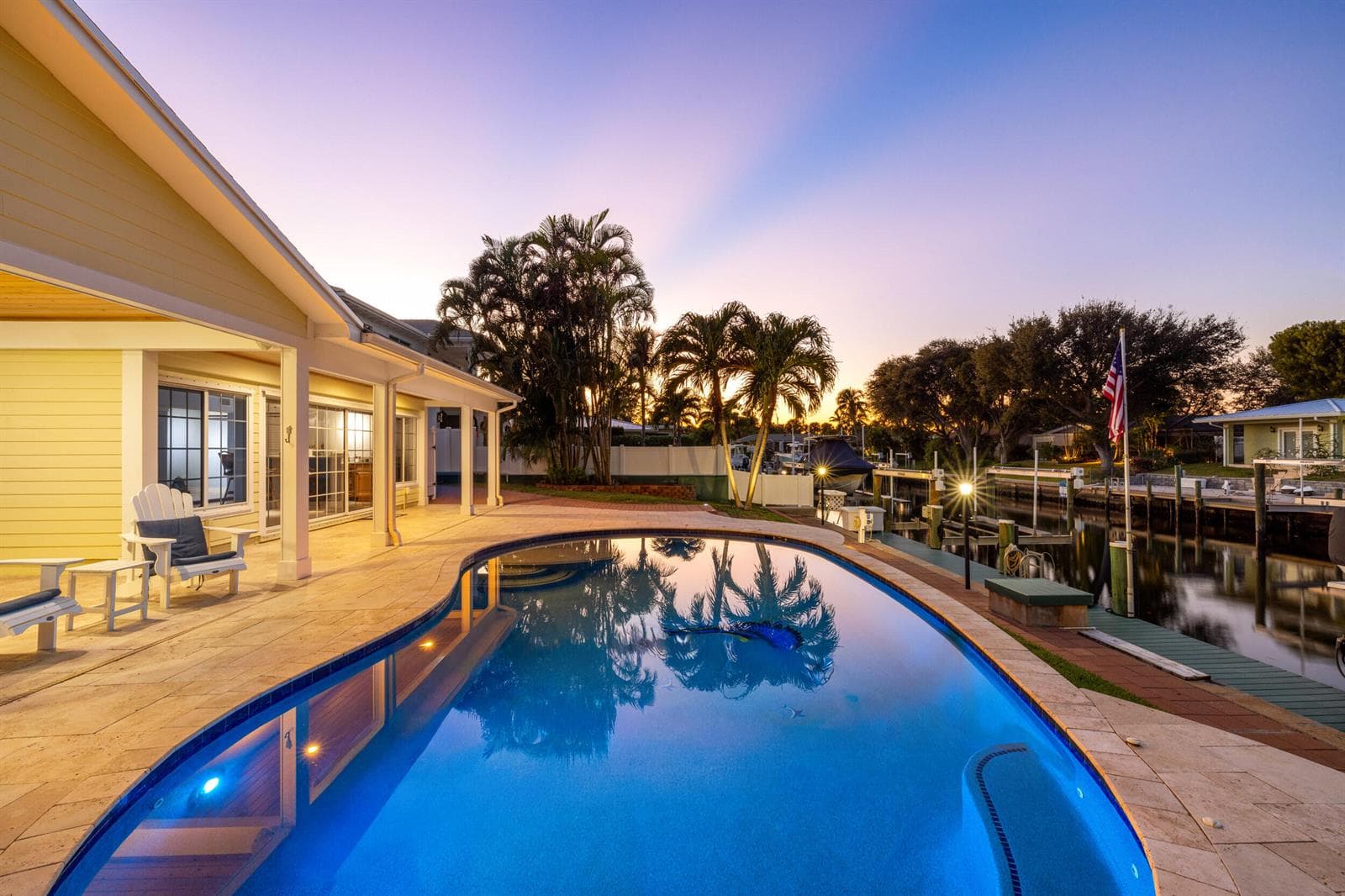 733 Jacana Way photo 3