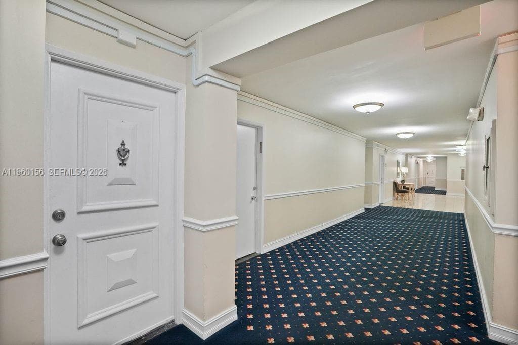 5005 Collins Ave 504 photo 11