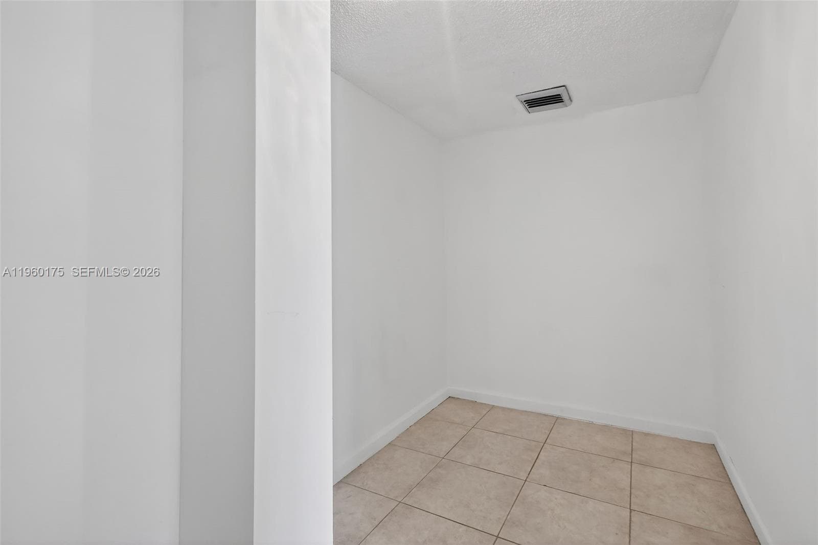 100 Golden Isles Dr 406 photo 17
