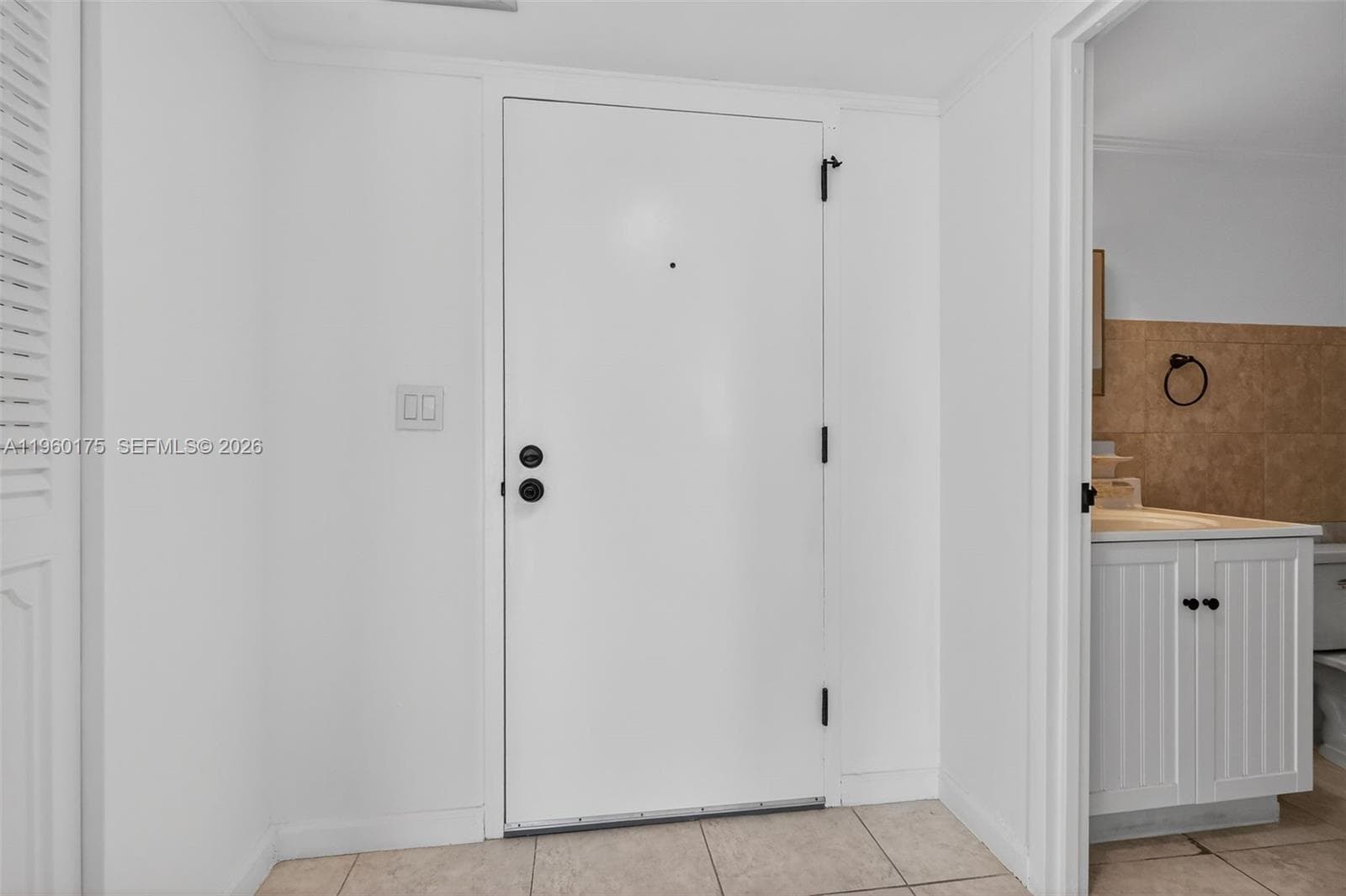 100 Golden Isles Dr 406 photo 7