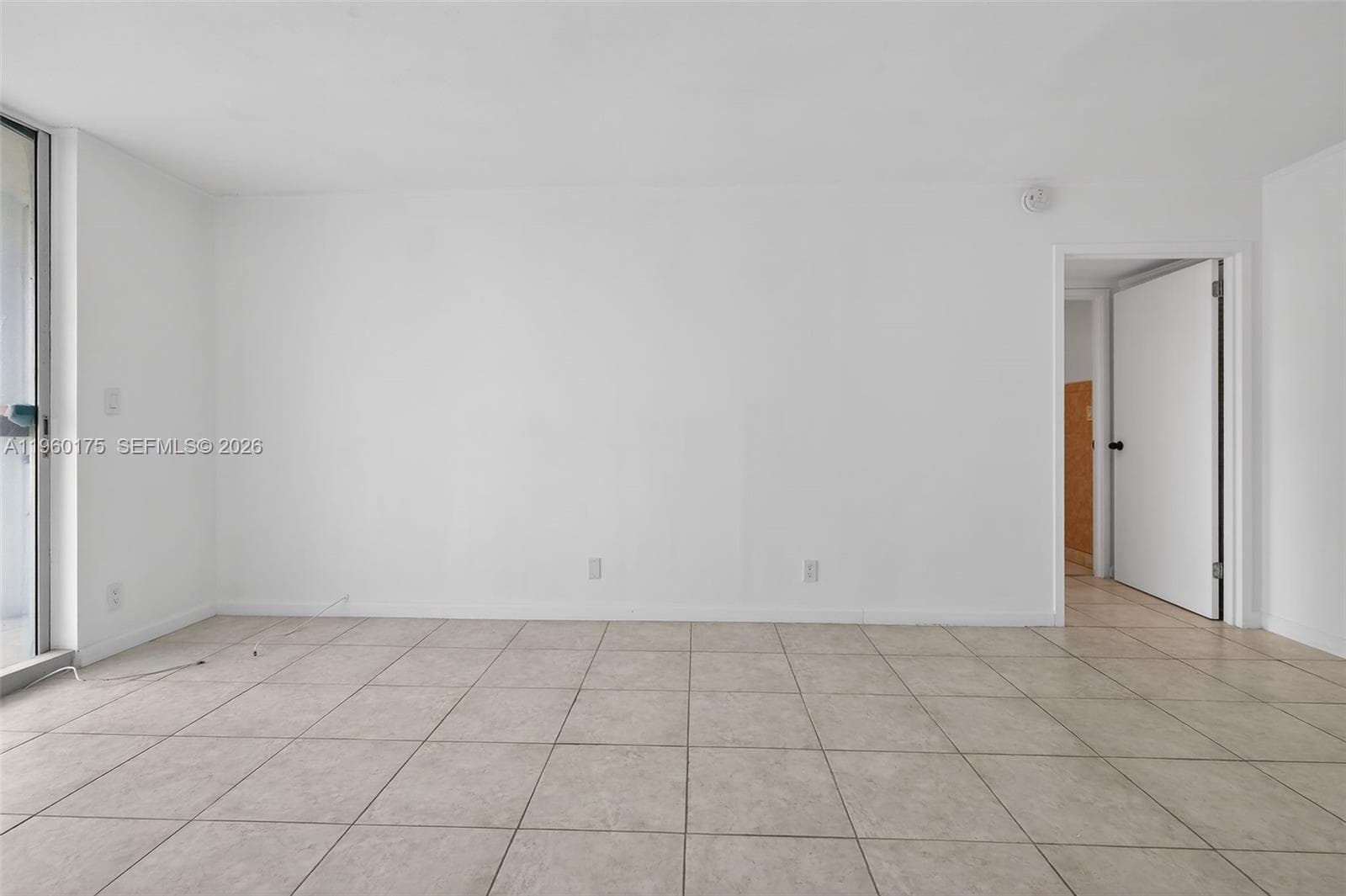 100 Golden Isles Dr 406 photo 9