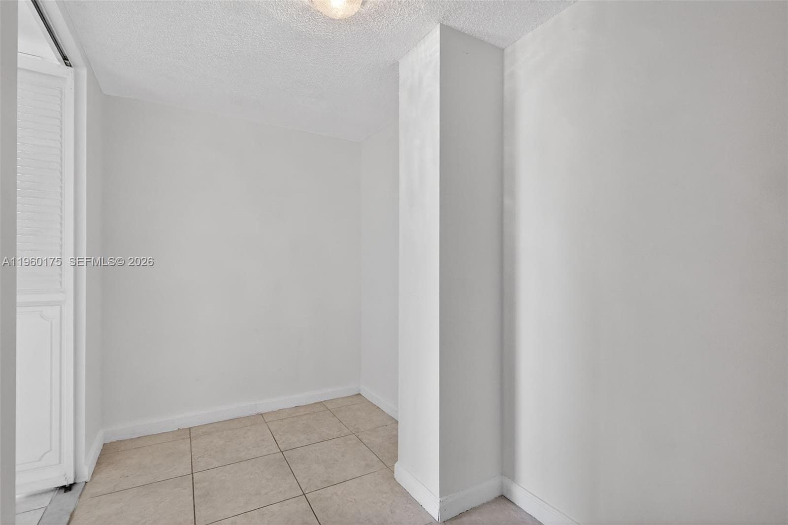 100 Golden Isles Dr 406 photo 18