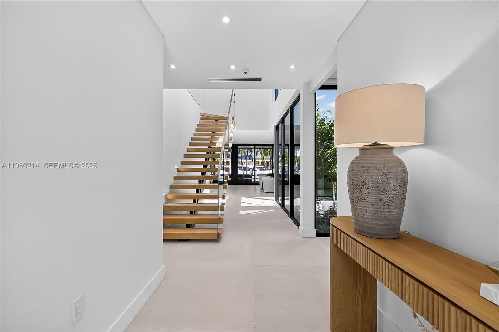 620 Solar Isle Dr photo 20