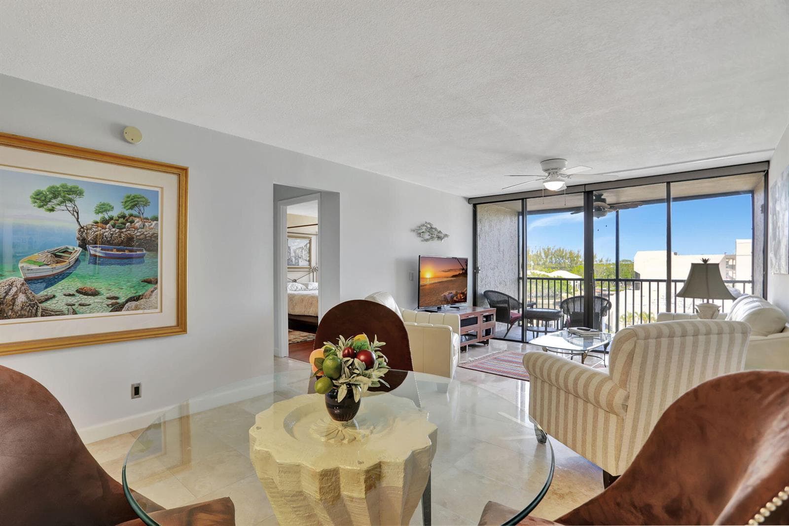 4 Royal Palm Way 6020 photo 10