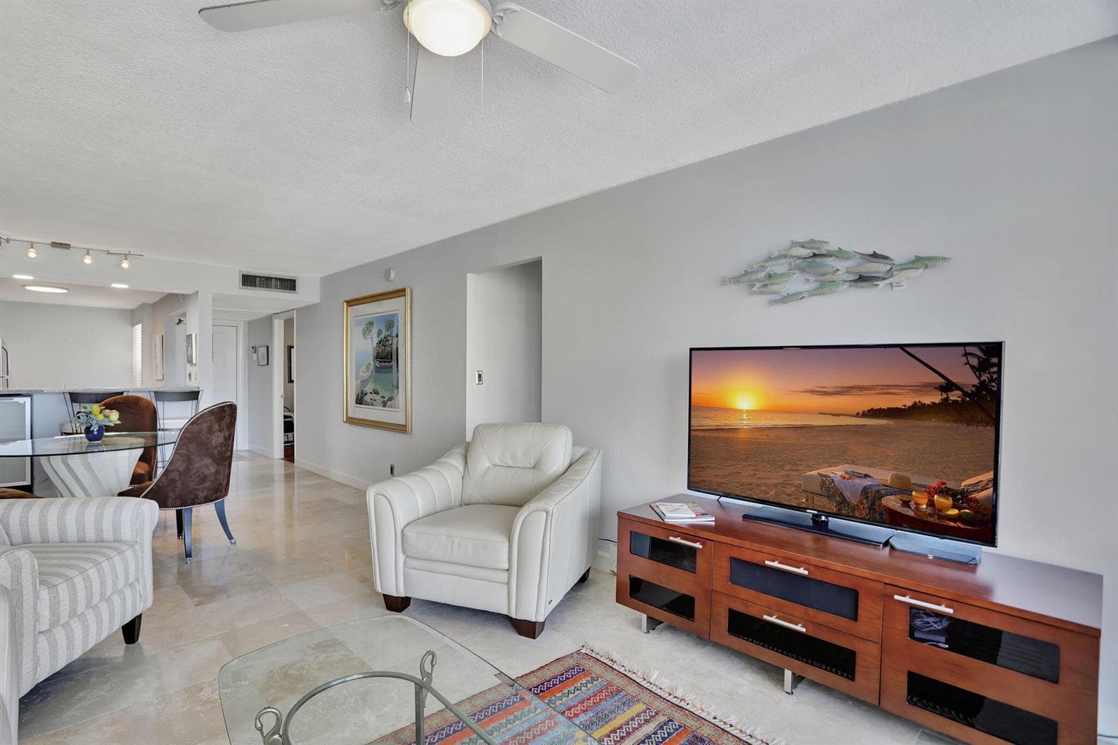 4 Royal Palm Way 6020 photo 15