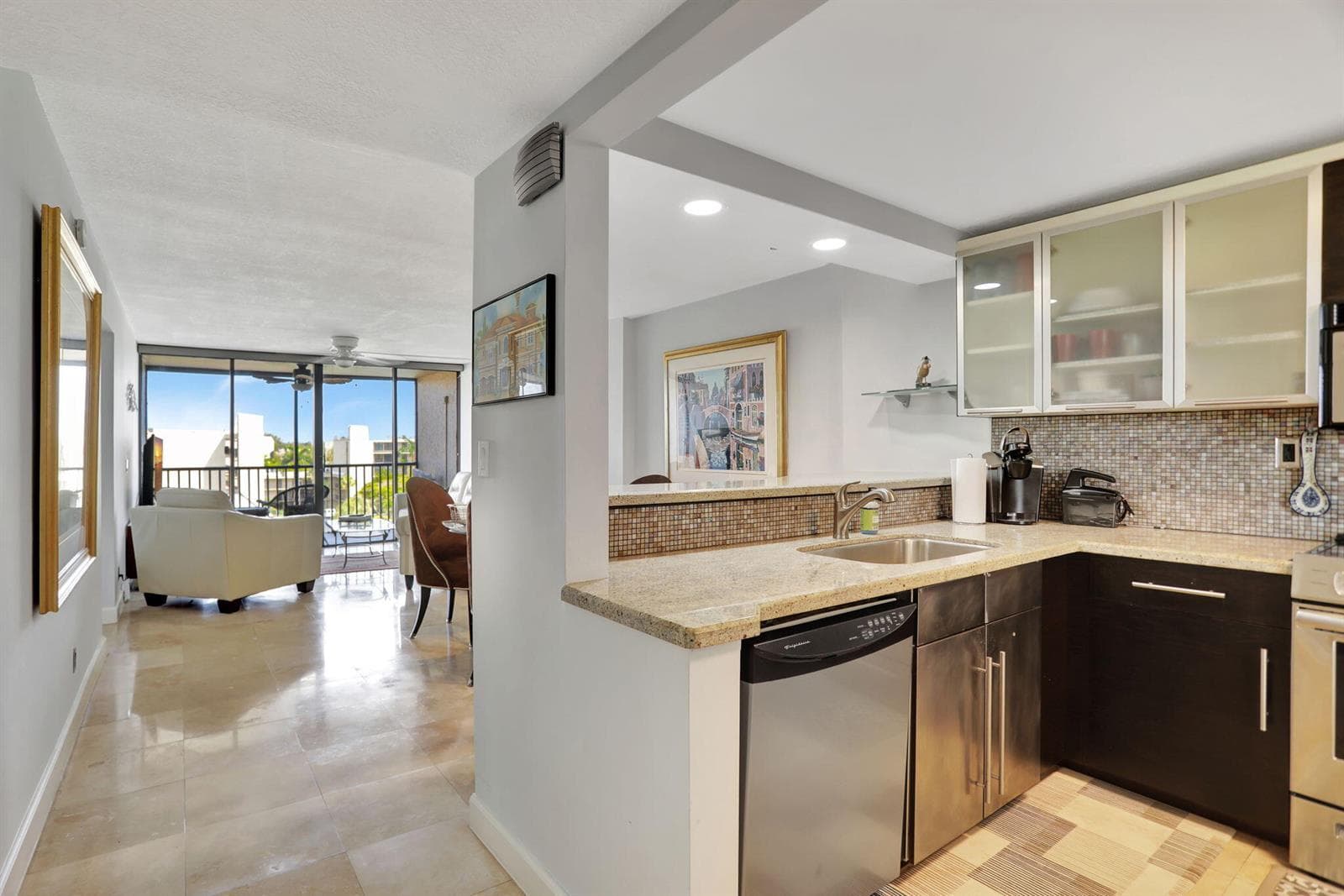 4 Royal Palm Way 6020 photo 8