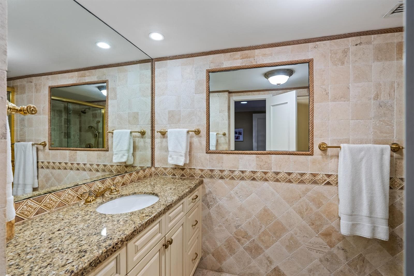 400 Seasage Drive 1101 photo 22