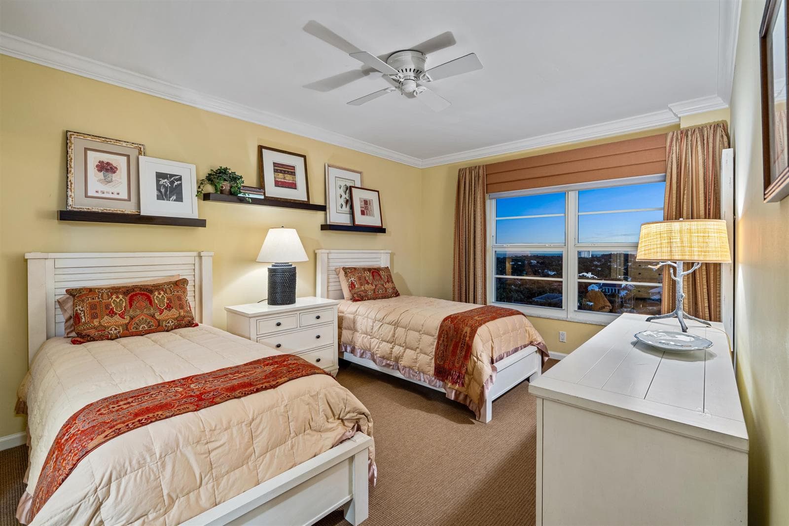 400 Seasage Drive 1101 photo 14