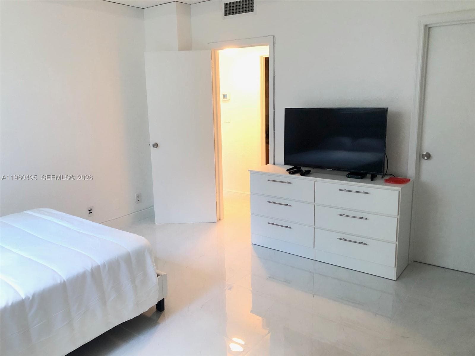 3901 Ocean Dr 2J photo 6