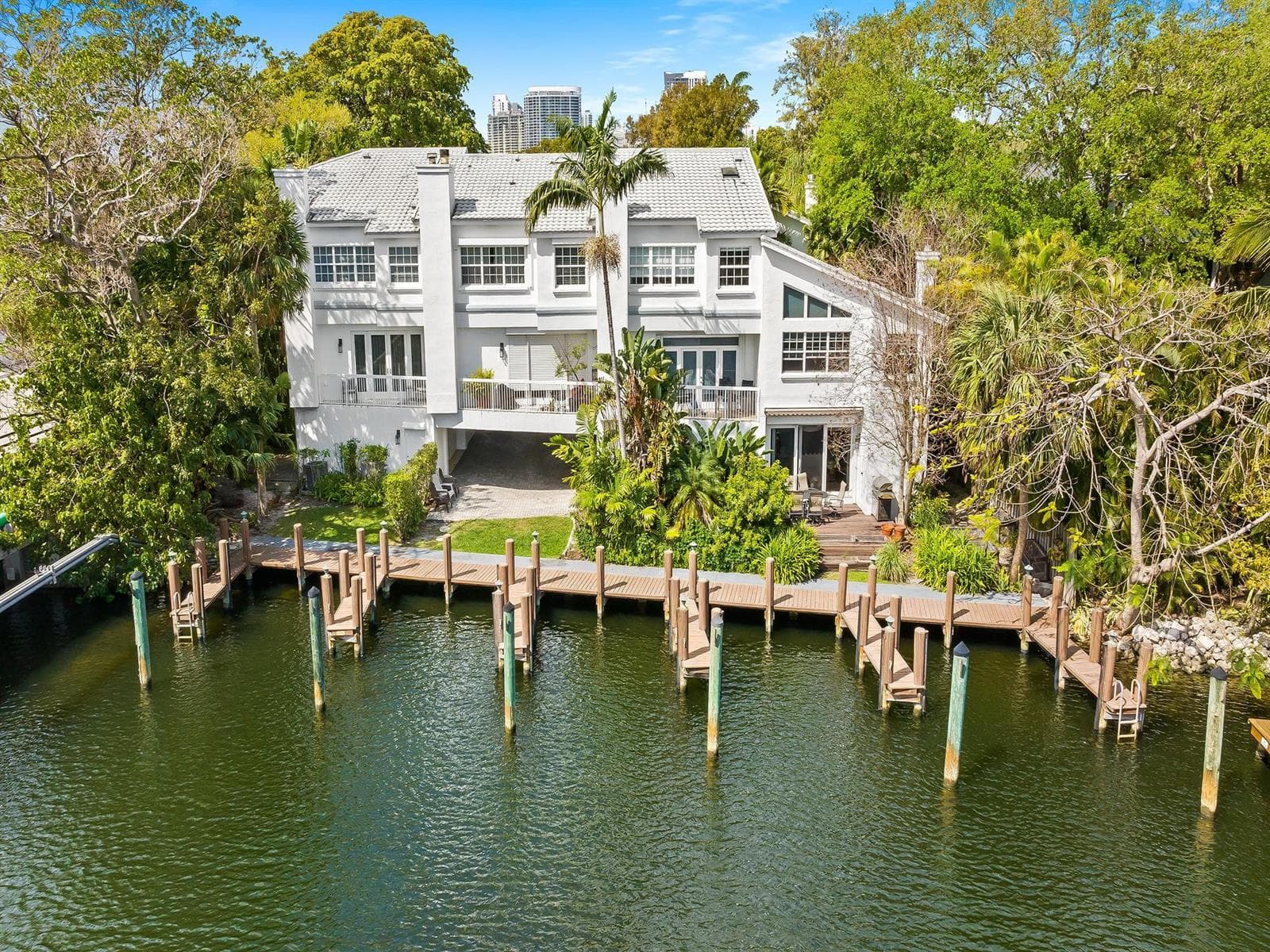 1705 E Las Olas Boulevard 3 photo 4