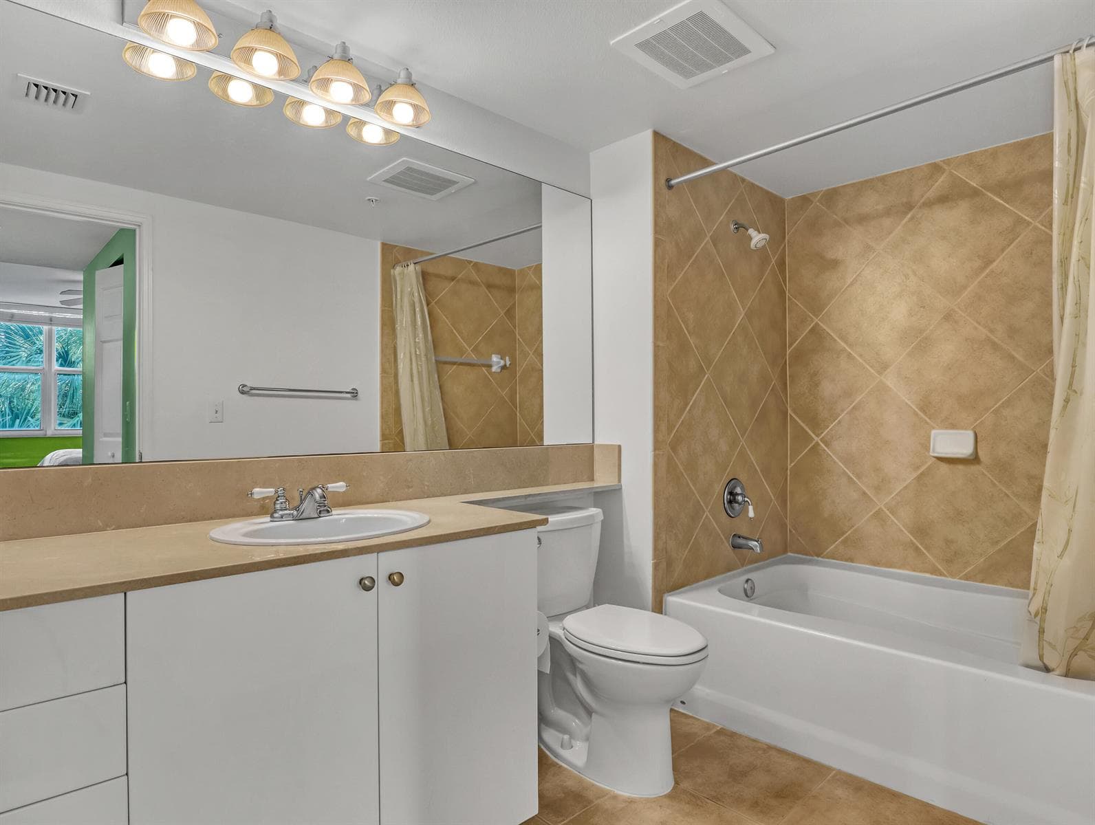 700 E Boynton Beach Boulevard 312 photo 17