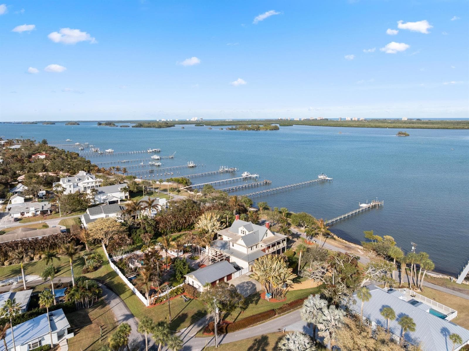 2515 N Indian River Drive photo 5