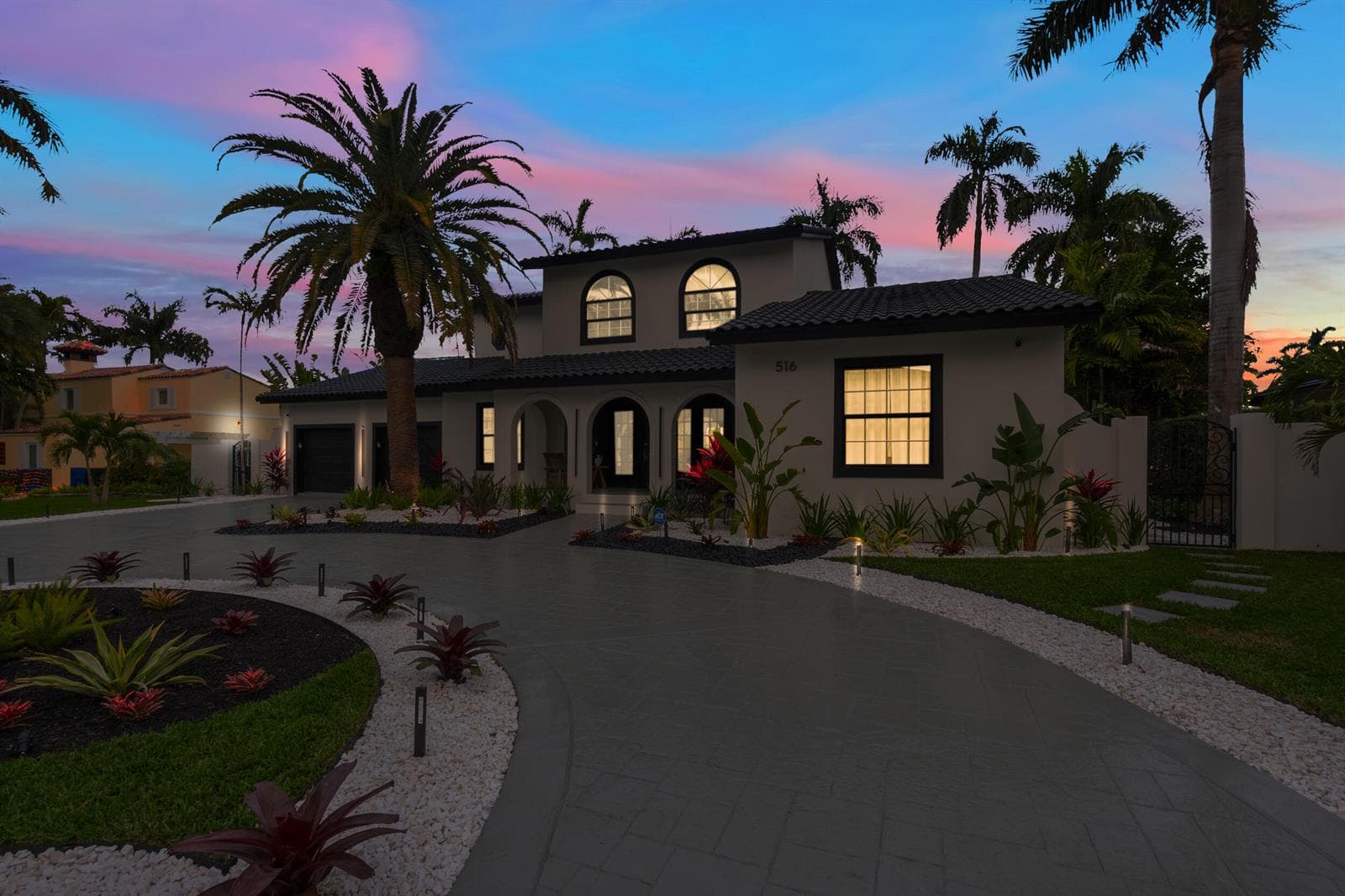 516 Royal Plaza Drive photo 6