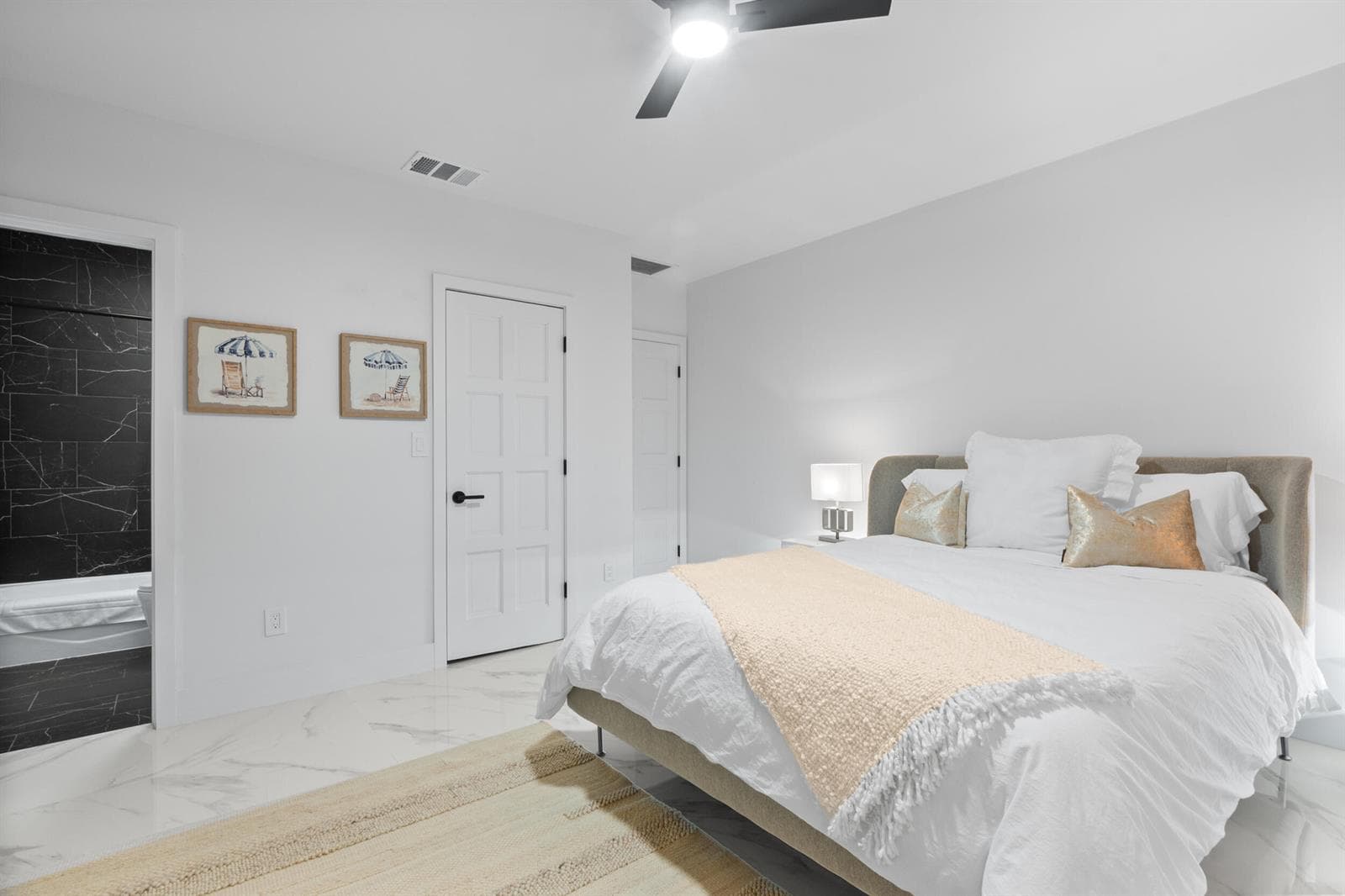 516 Royal Plaza Drive photo 21