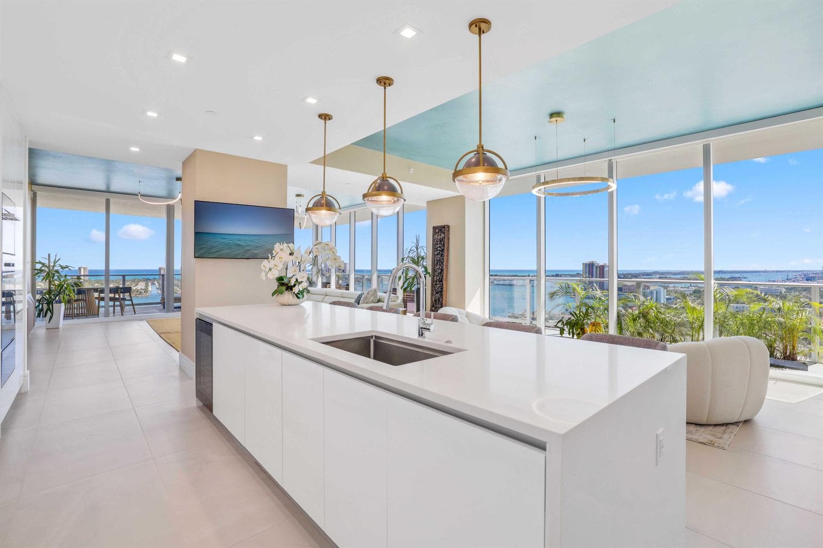 220 Lake Shore Drive 2112 photo 8