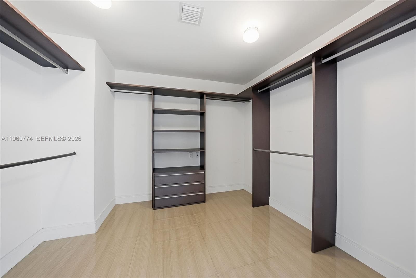 3250 188th St 906 photo 7