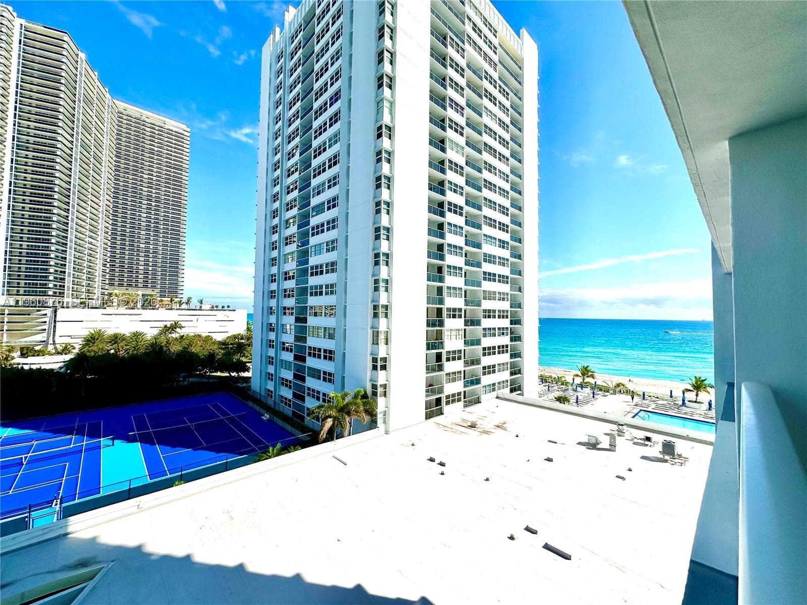 1904 S Ocean Dr 701 photo 6