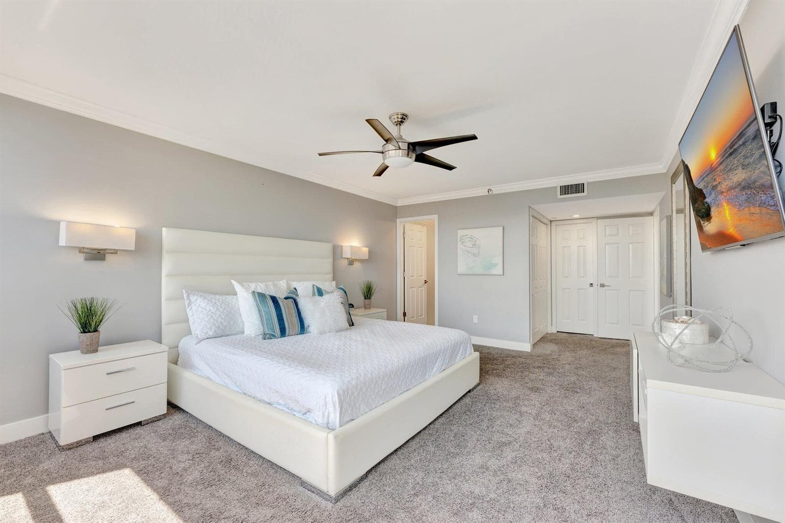 859 Jeffery Street 7030 photo 23