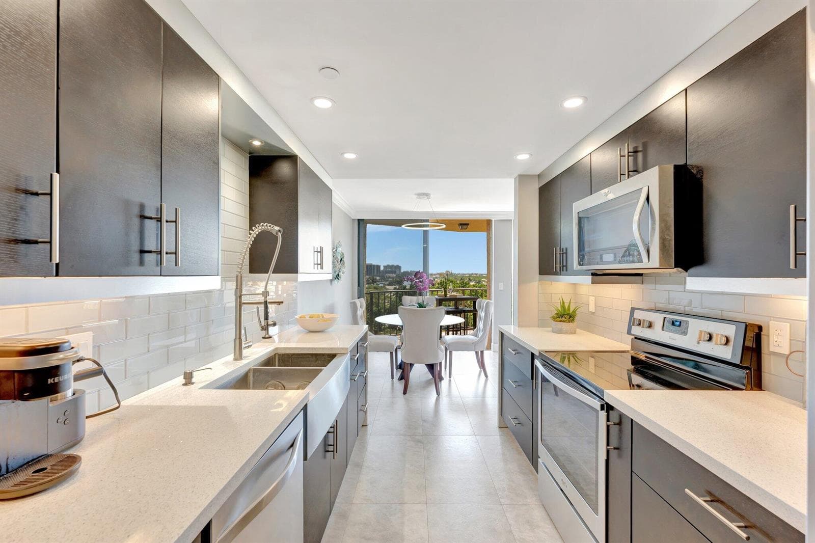859 Jeffery Street 7030 photo 8