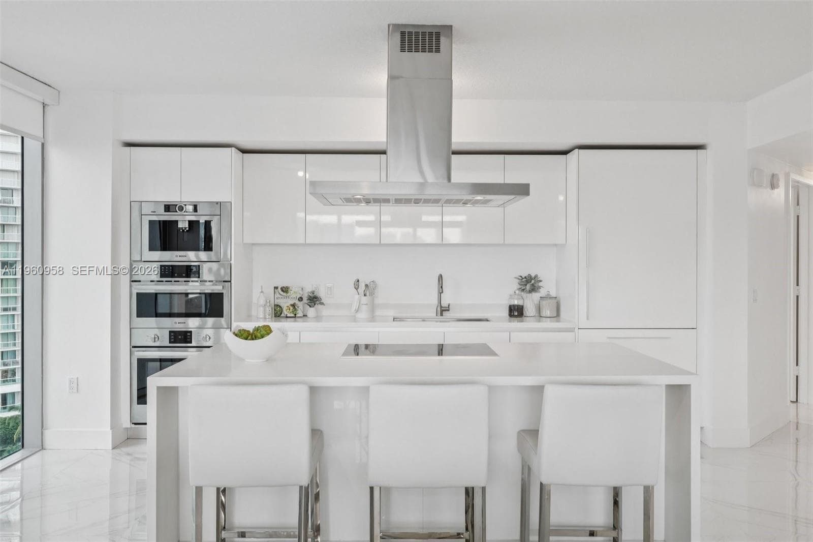 330 Sunny Isles Blvd 5-907 photo 22