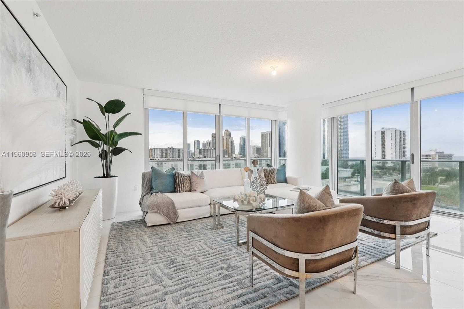 330 Sunny Isles Blvd 5-907 photo 8