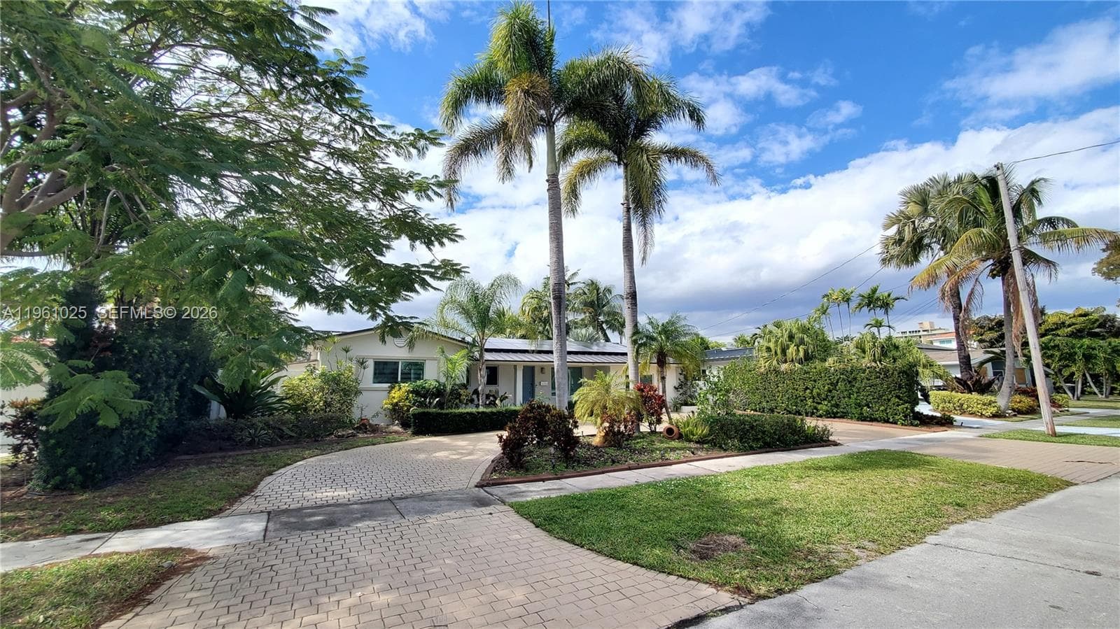 13000 Coronado Ln photo 24