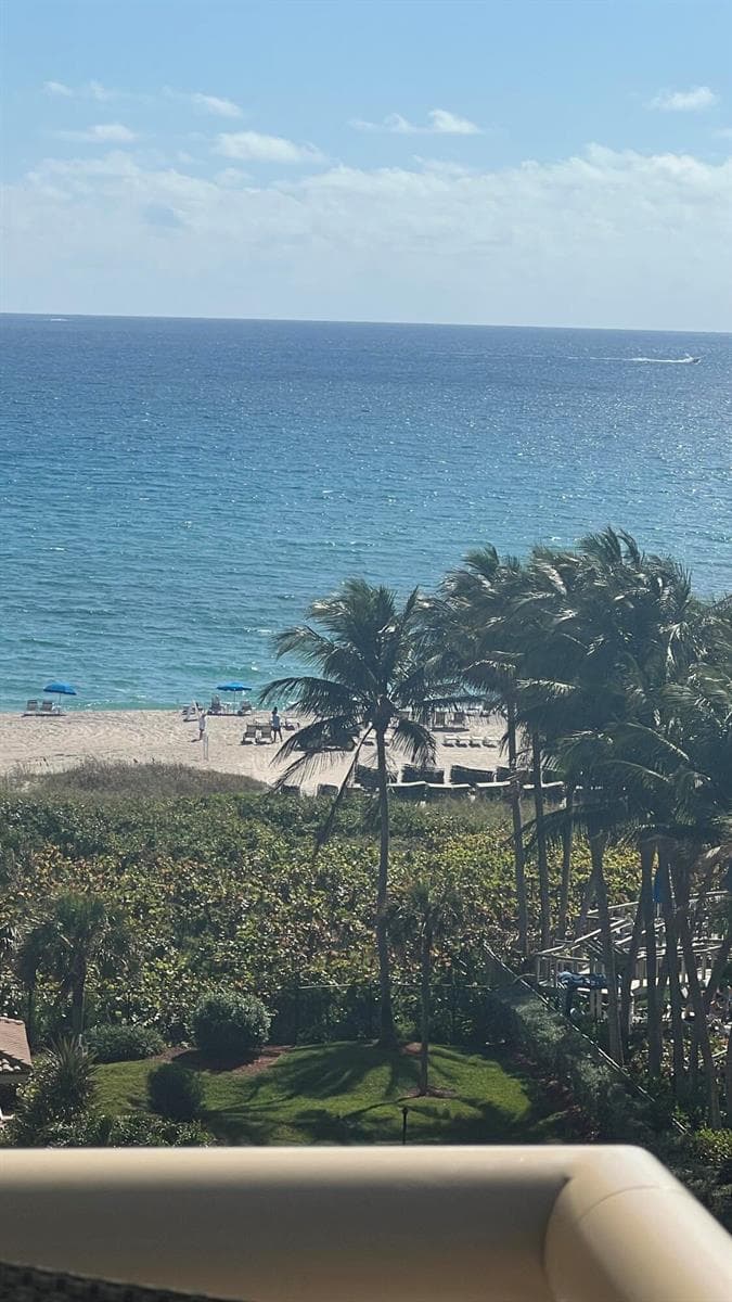 3400 N Ocean Drive 906 photo 3