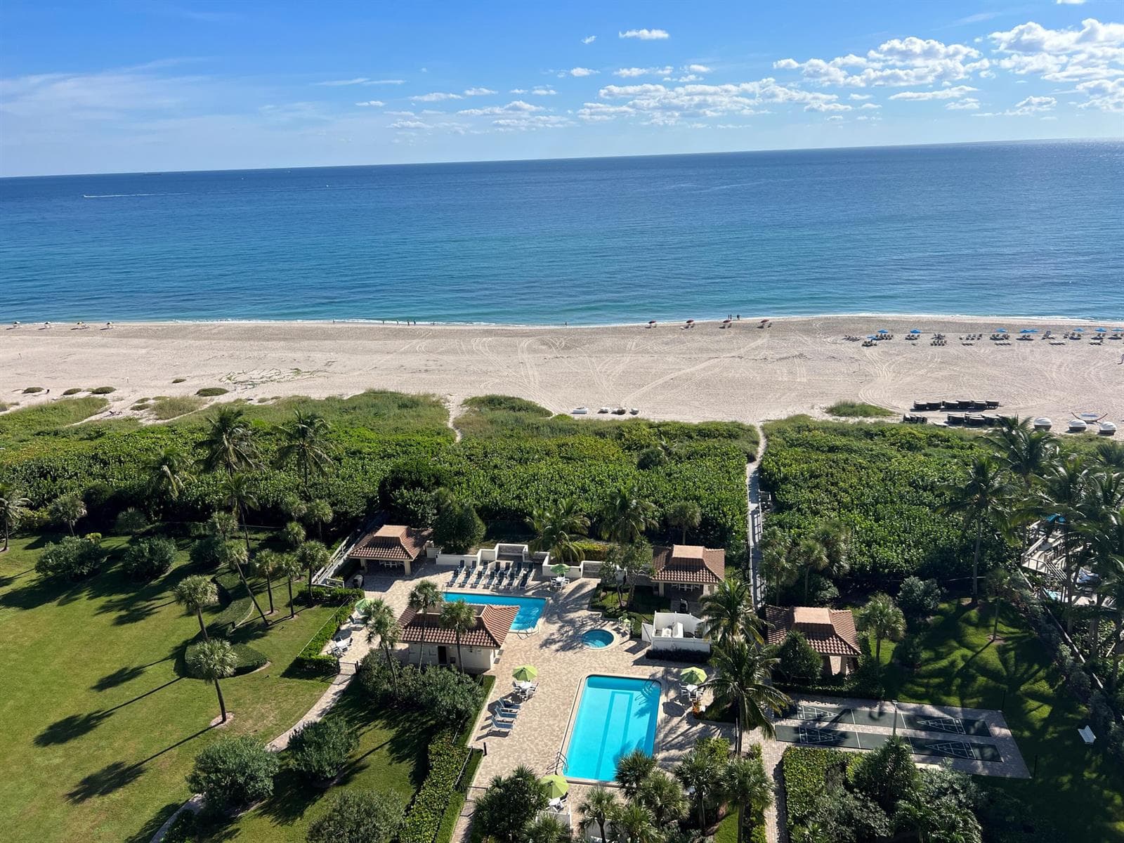 3400 N Ocean Drive 906 photo 1
