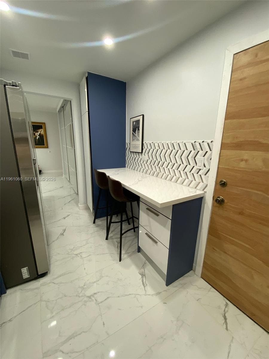 822 photo 14