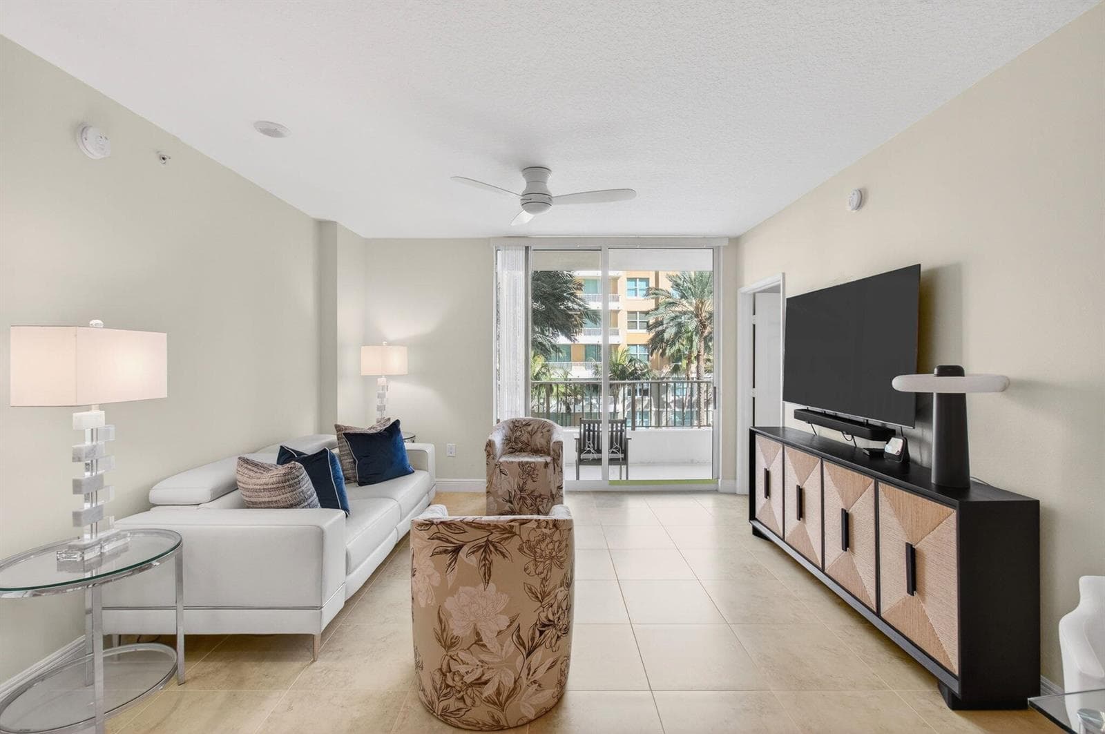 625 Casa Loma Boulevard 403 photo 12