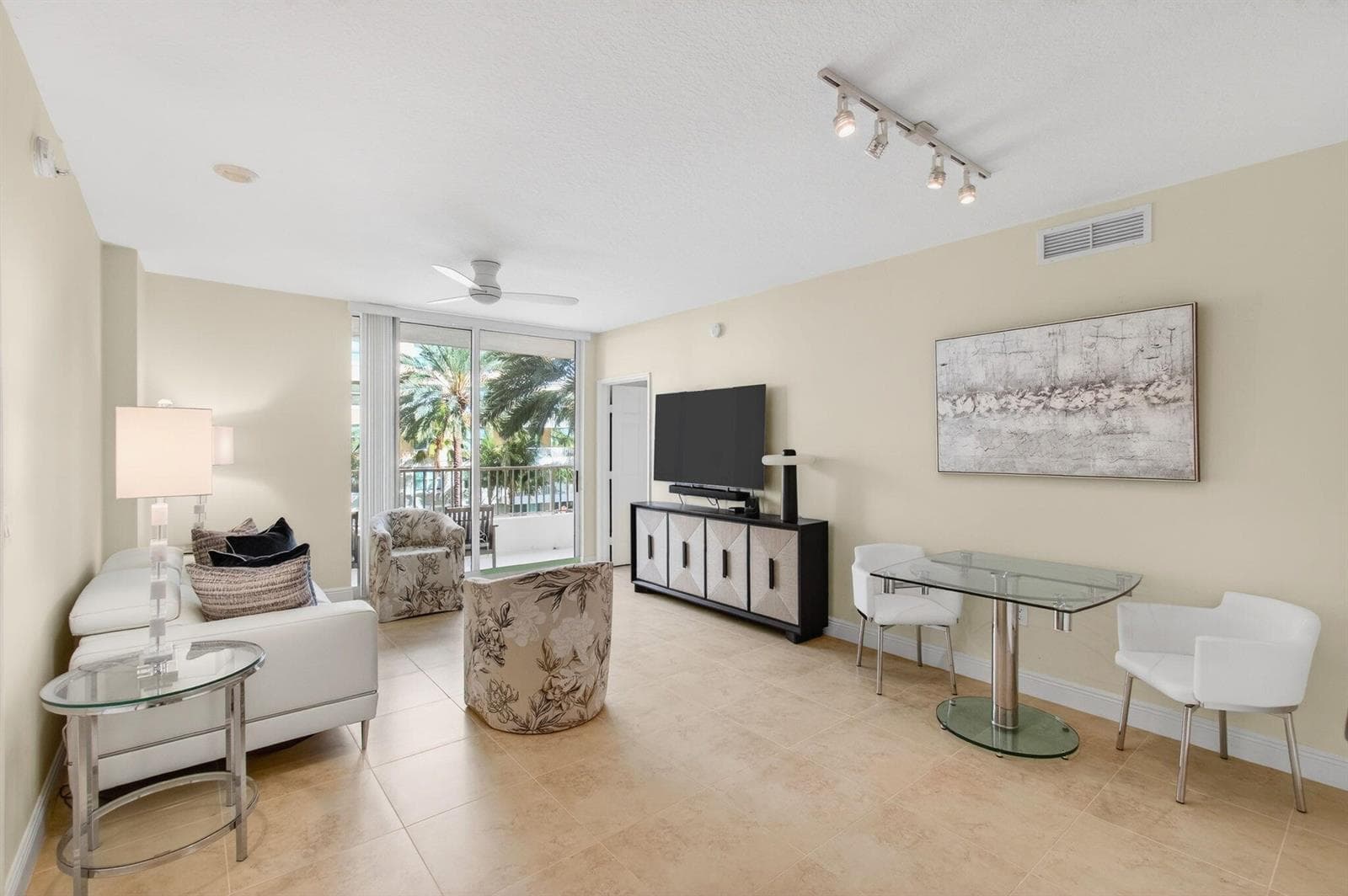 625 Casa Loma Boulevard 403 photo 9