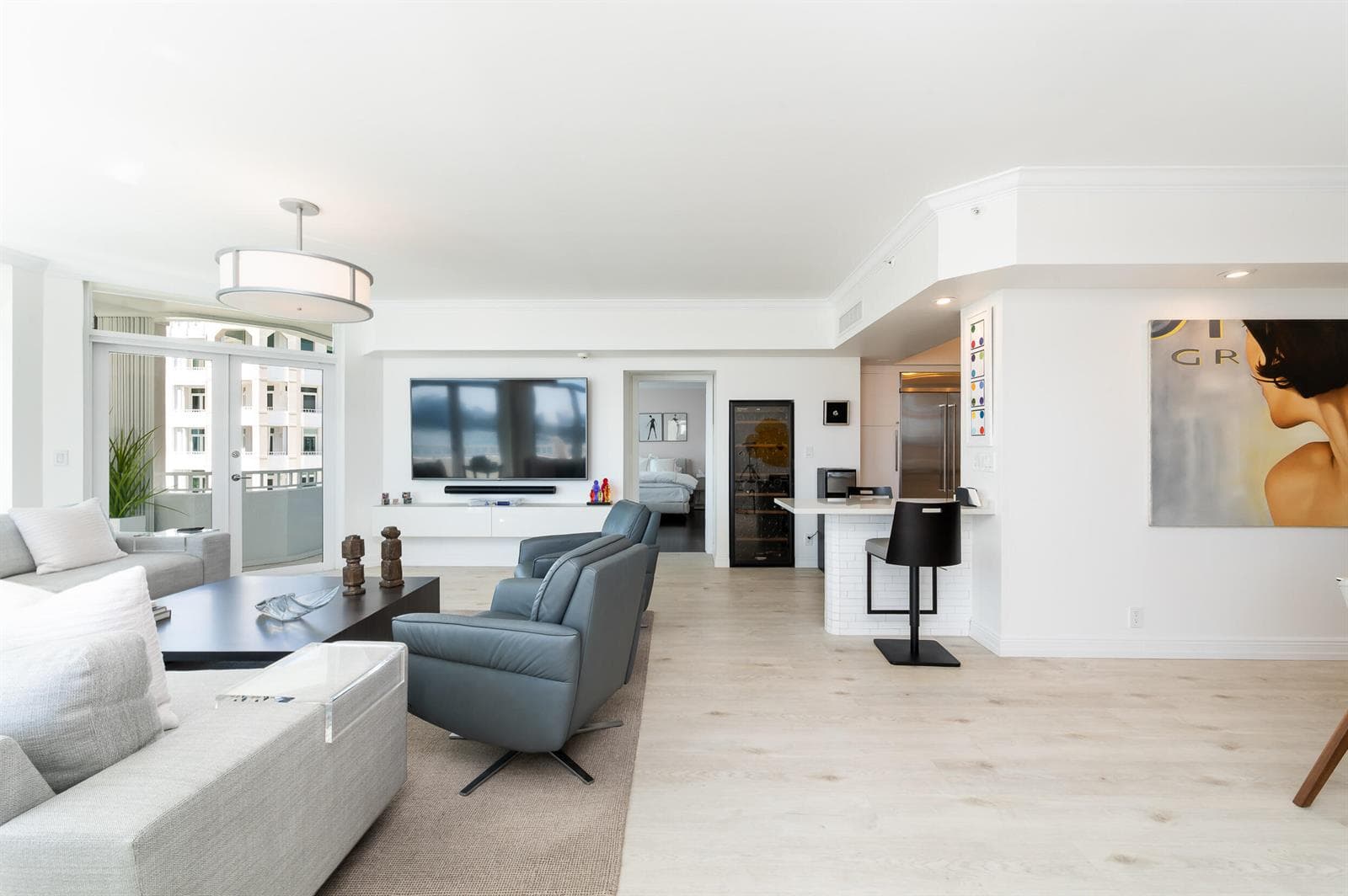 300 SE 5th Avenue 6110 photo 13