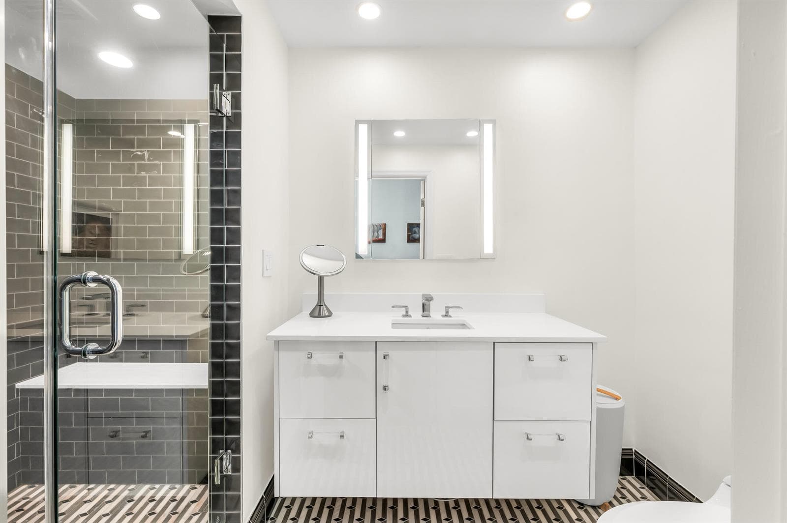 300 SE 5th Avenue 6110 photo 8